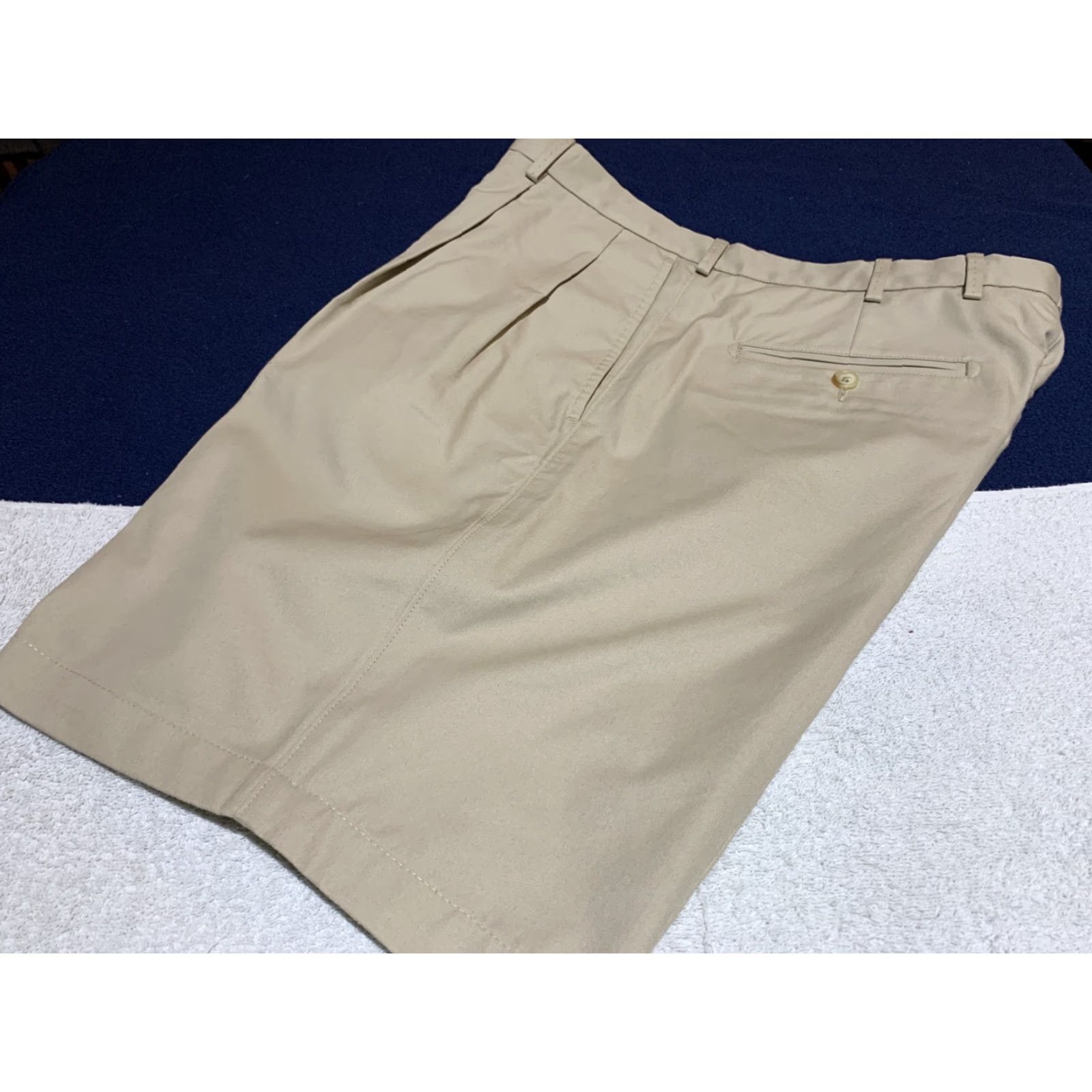 Peter Millar VINTAGE Peter Millar Men's Shorts 33 Khaki Pima Cotton Pleated Chino Regular Size Beige Size US 33 - 4 Thumbnail