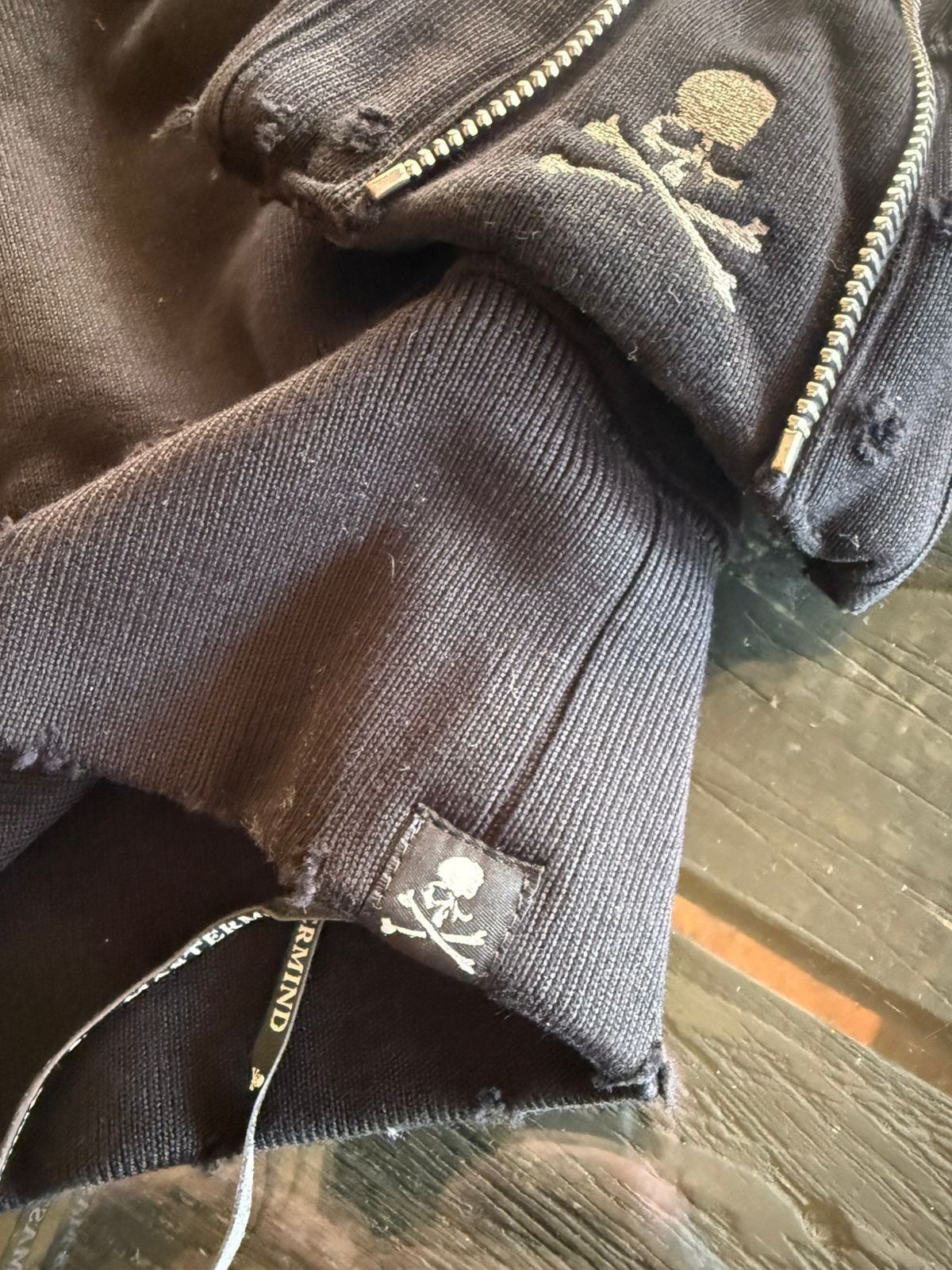 Mastermind Japan Mastermind japan FW17 destroyed hoodie Size US L / EU 52-54 / 3 - 6 Thumbnail