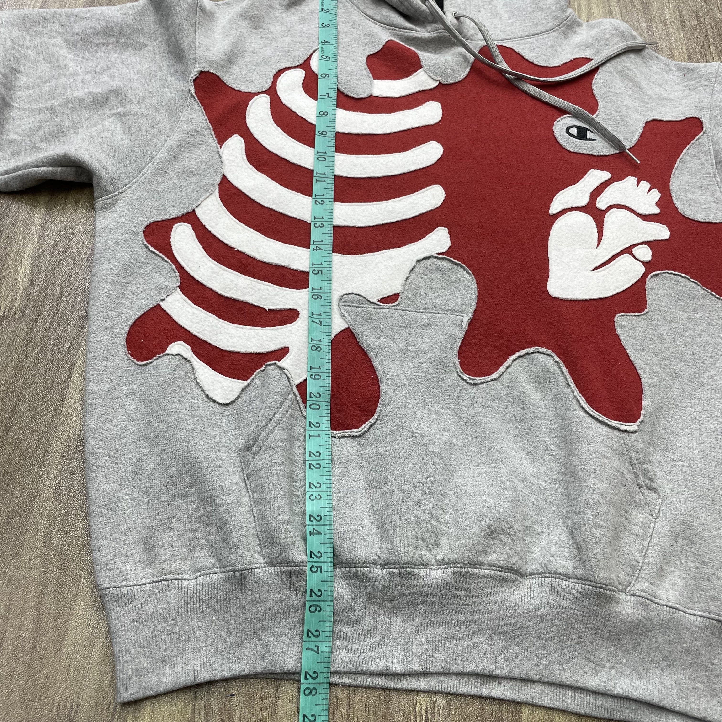 Vintage Custom Reworked Champion Skeleton Heart Patchwork Hoodie Size US L / EU 52-54 / 3 - 9 Thumbnail
