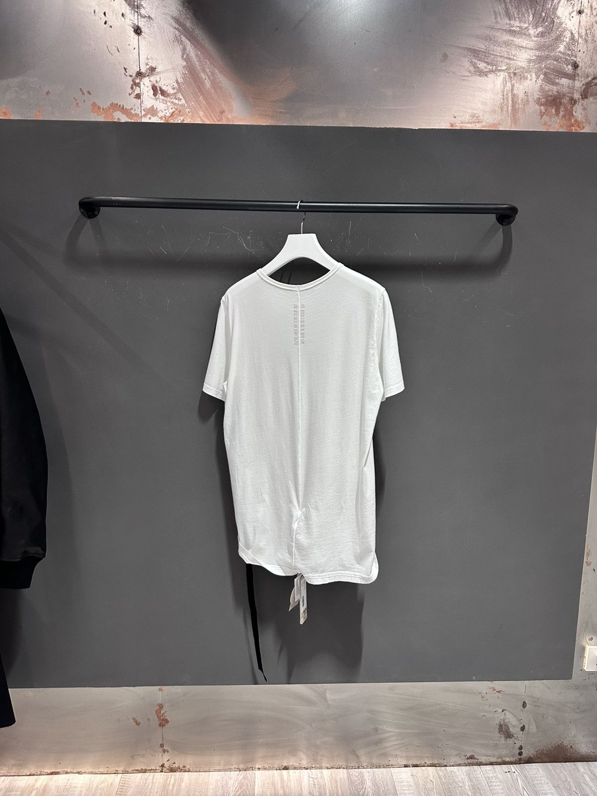 Rick Owens Drkshdw Rick owens drkshdw hollywood Level T Size US M / EU 48-50 / 2 - 6 Thumbnail