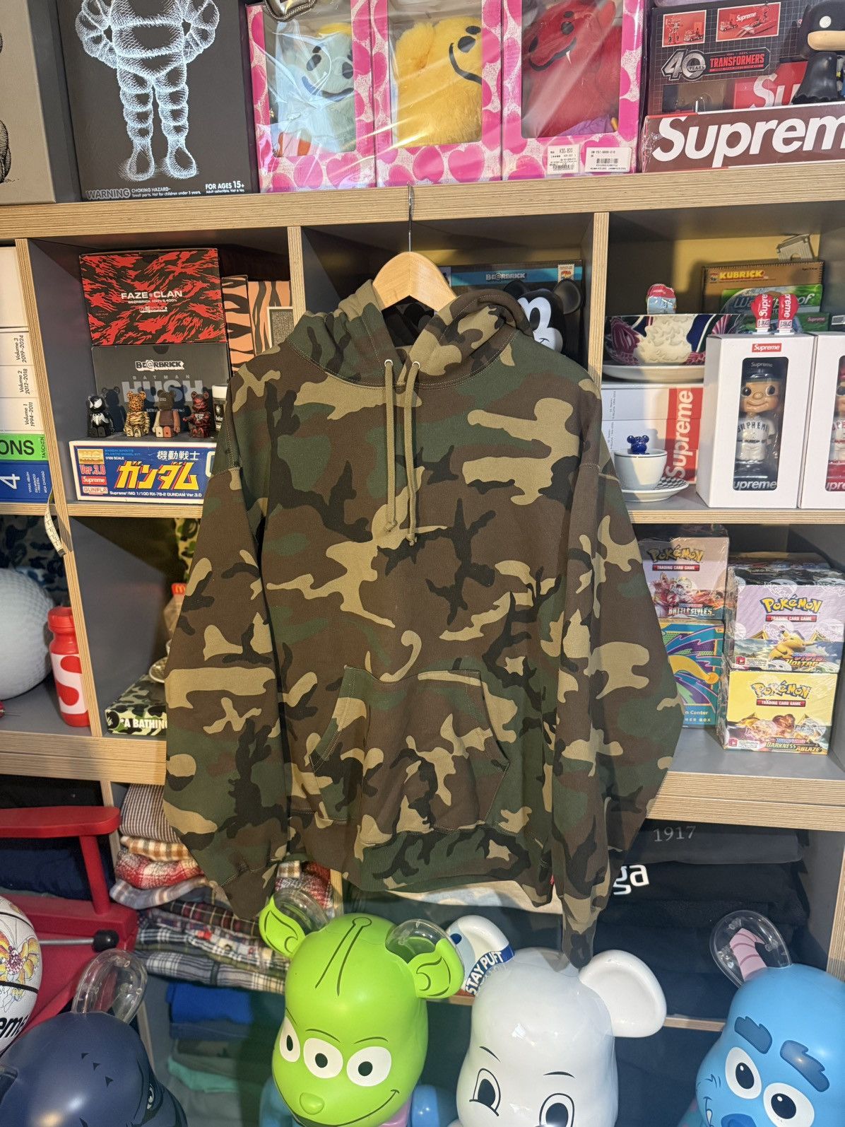 Supreme Supreme Woodland Camo Applique Hoodie Size US L / EU 52-54 / 3 - 2 Thumbnail