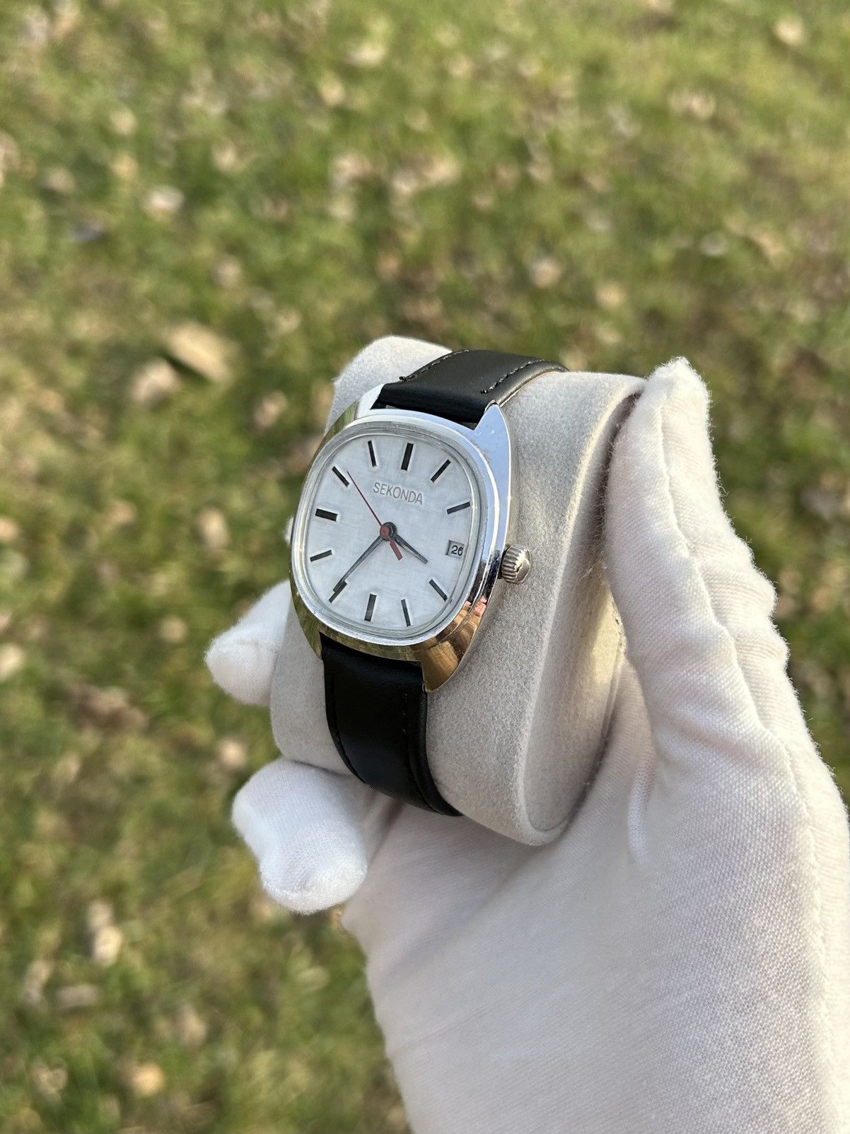 Vintage Vintage Sekonda Watch USSR Soviet Mechanical Authentic 1980s Size ONE SIZE - 14 Thumbnail