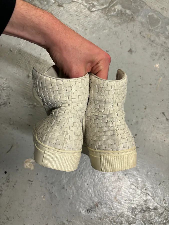 The Last Conspiracy The Last Conspiracy Cream Leather Woven High-Top Sneakers Size US 7 / EU 40 - 11 Thumbnail