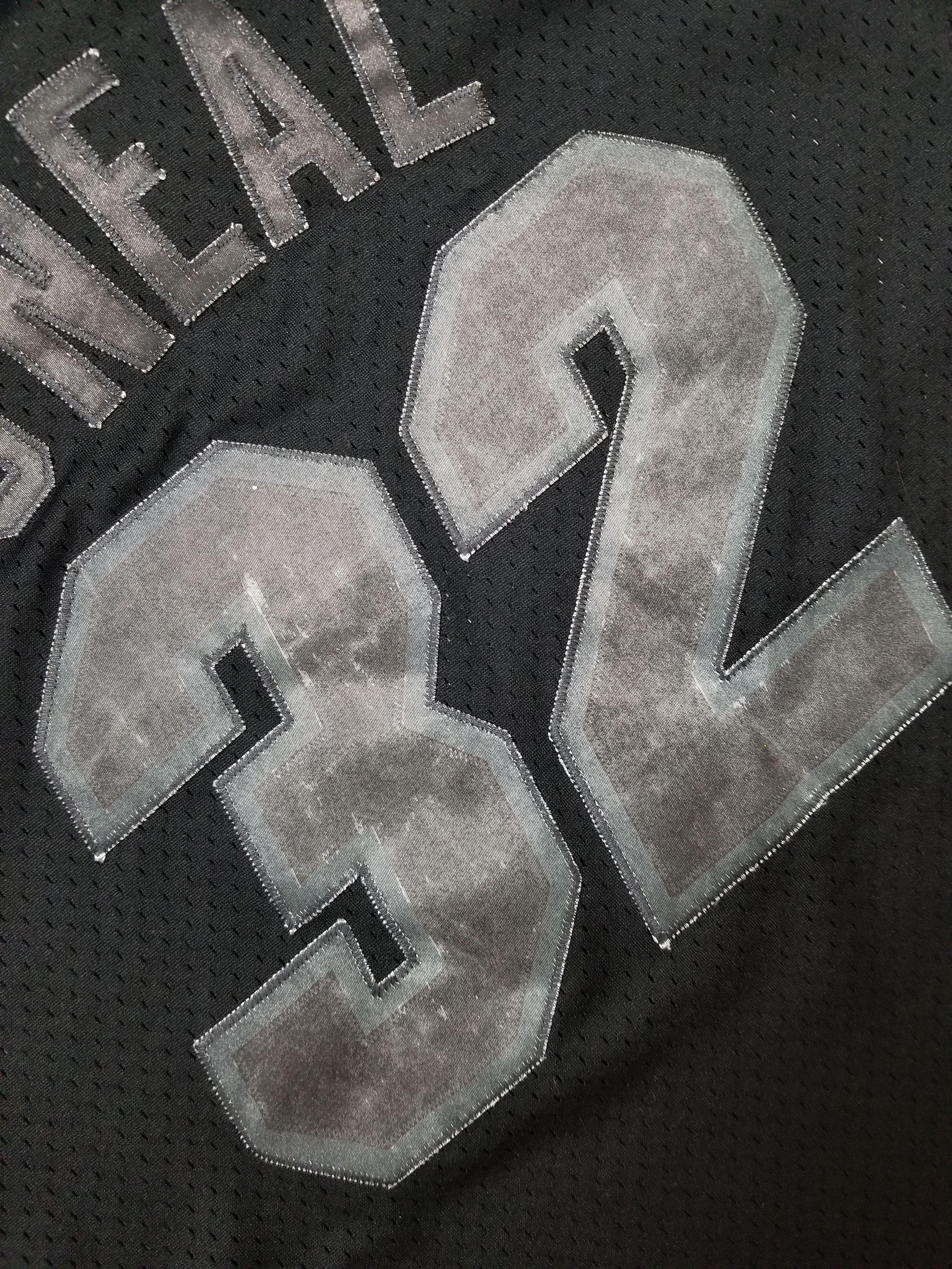 Reebok Reebok Miami Heat Shaquille O'Neal All Black NBA Sewn Jersey Size US XL / EU 56 / 4 - 12 Thumbnail