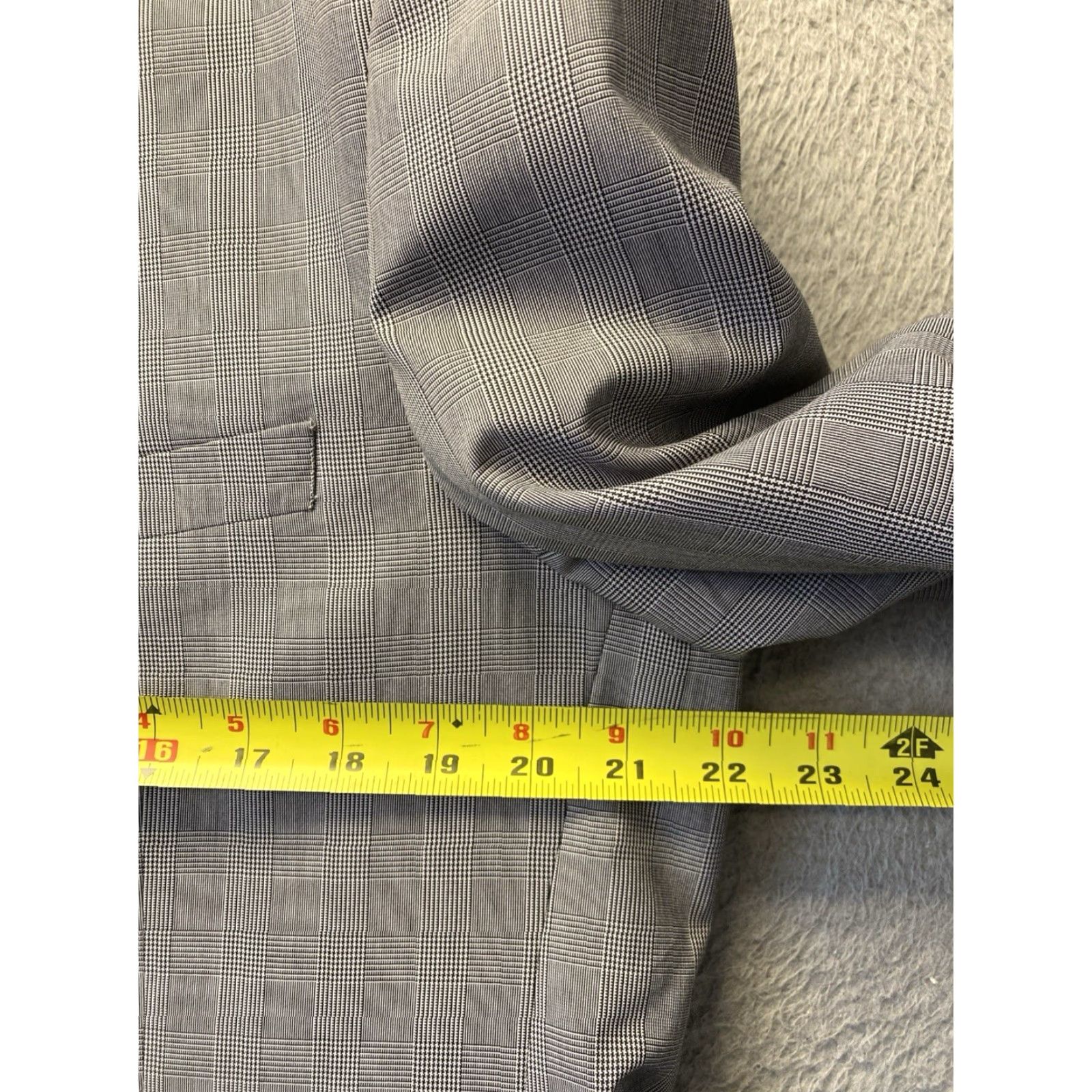 Vintage Circola Moda 2 Piece Suit Glenn Plaid Gray Mens 44R 38W Formal Wedding Milano Deluxe Microtech Size 44R - 4 Thumbnail