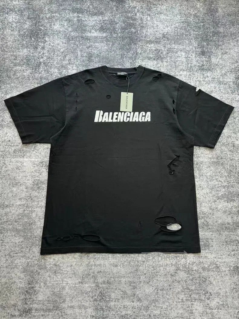 Balenciaga Balenciaga Black Distressed Short Sleeve. Size US XS / EU 42 / 0 - 1 Thumbnail