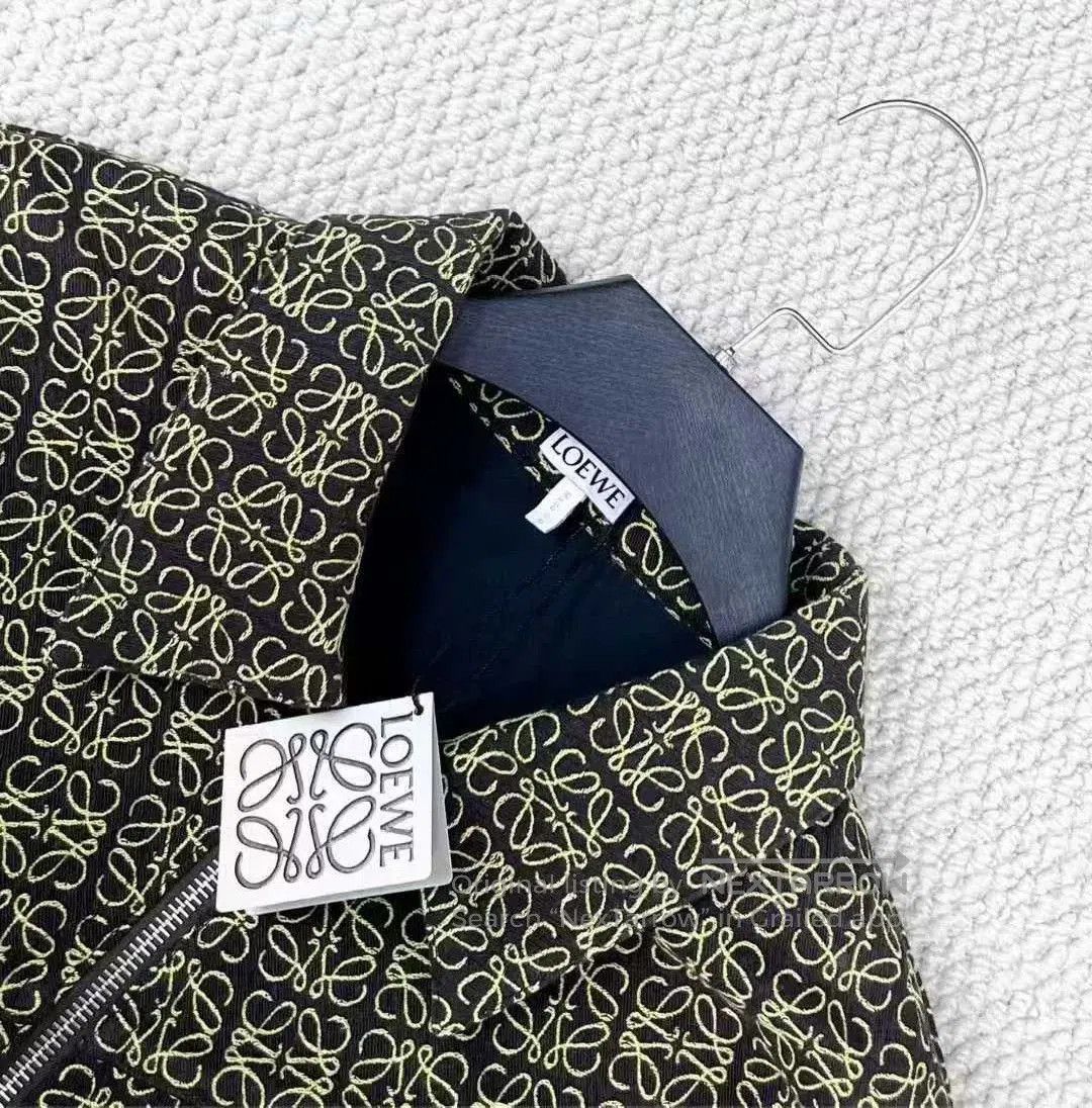 Loewe Loewe Anagram Logo Zip Jacket Coat. Size US L / EU 52-54 / 3 - 3 Thumbnail