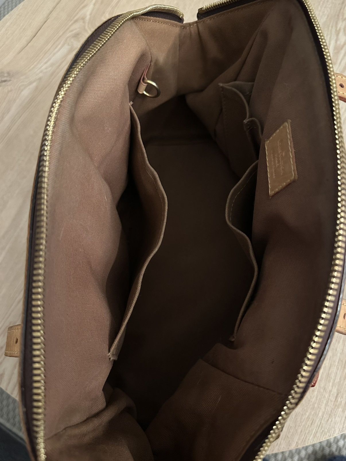 Louis Vuitton Louis Vuitton Monogram Canvas Tivoli GM bag Size ONE SIZE - 5 Thumbnail