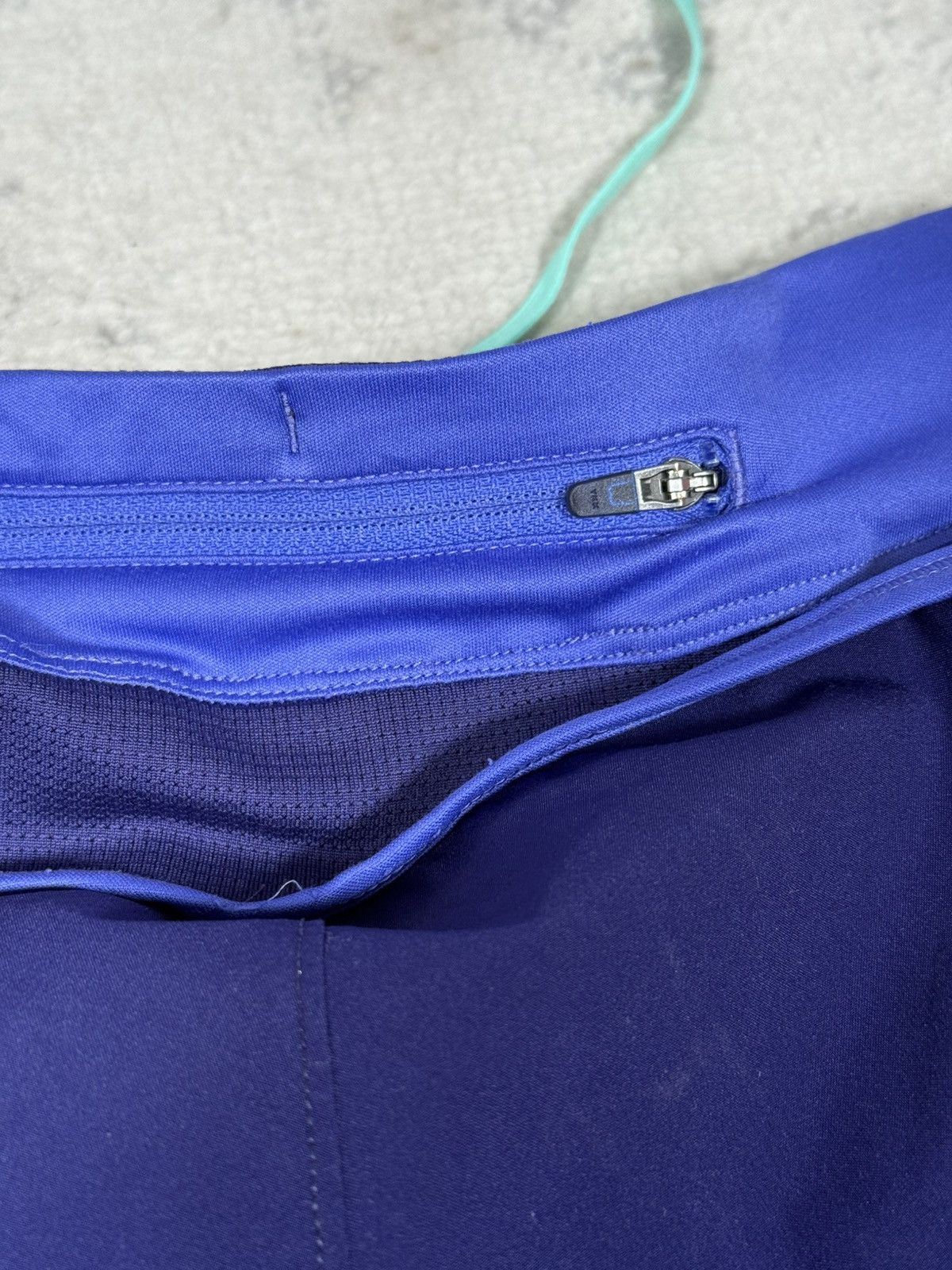 The North Face The North Face Women Gym Shorts Size 28" / US 6 / IT 42 - 5 Thumbnail