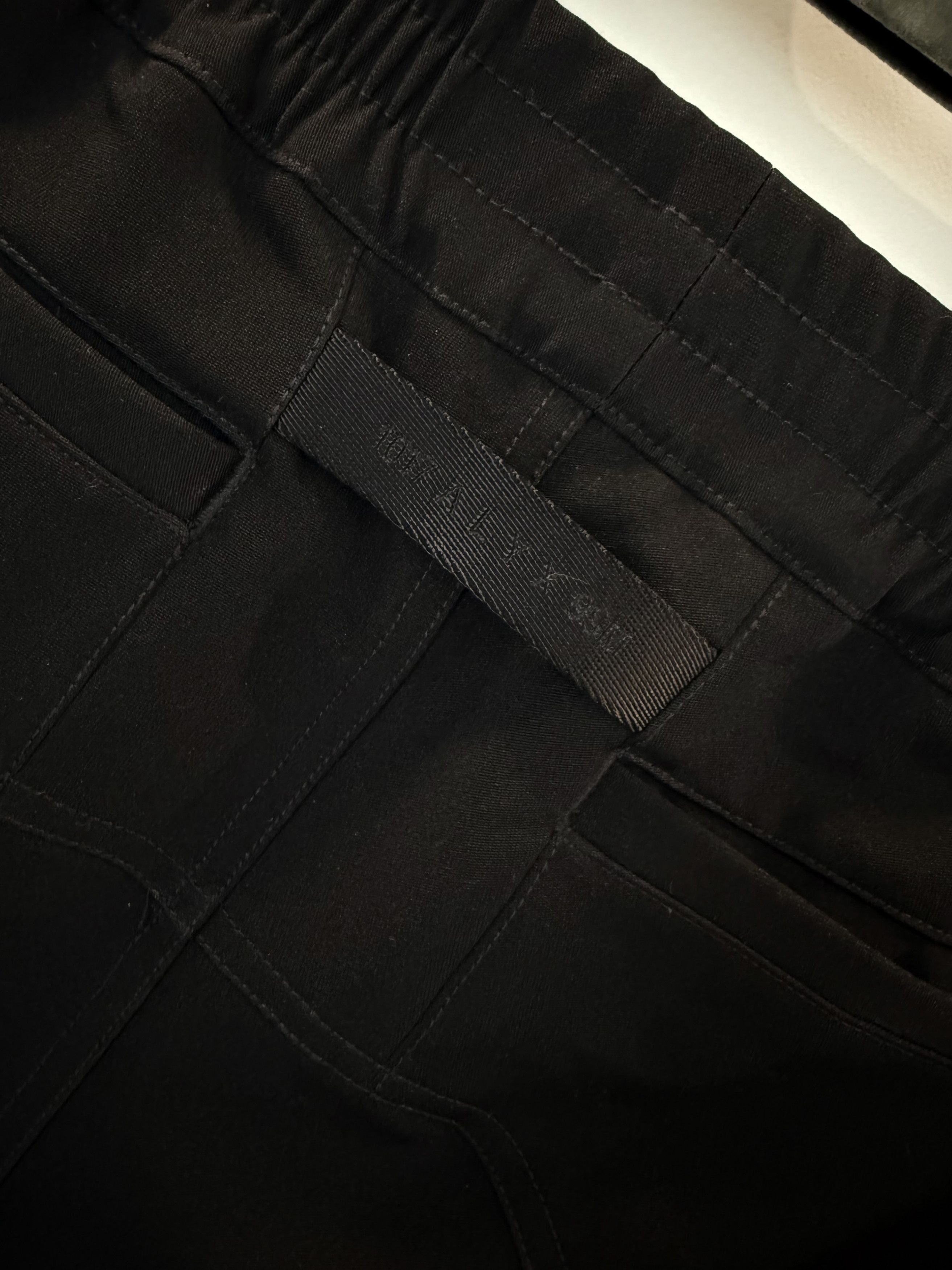 1017 ALYX 9SM 1017 ALYX 9SM JOGGER TRACKPANTS - SMALL Size US 30 / EU 46 - 4 Thumbnail