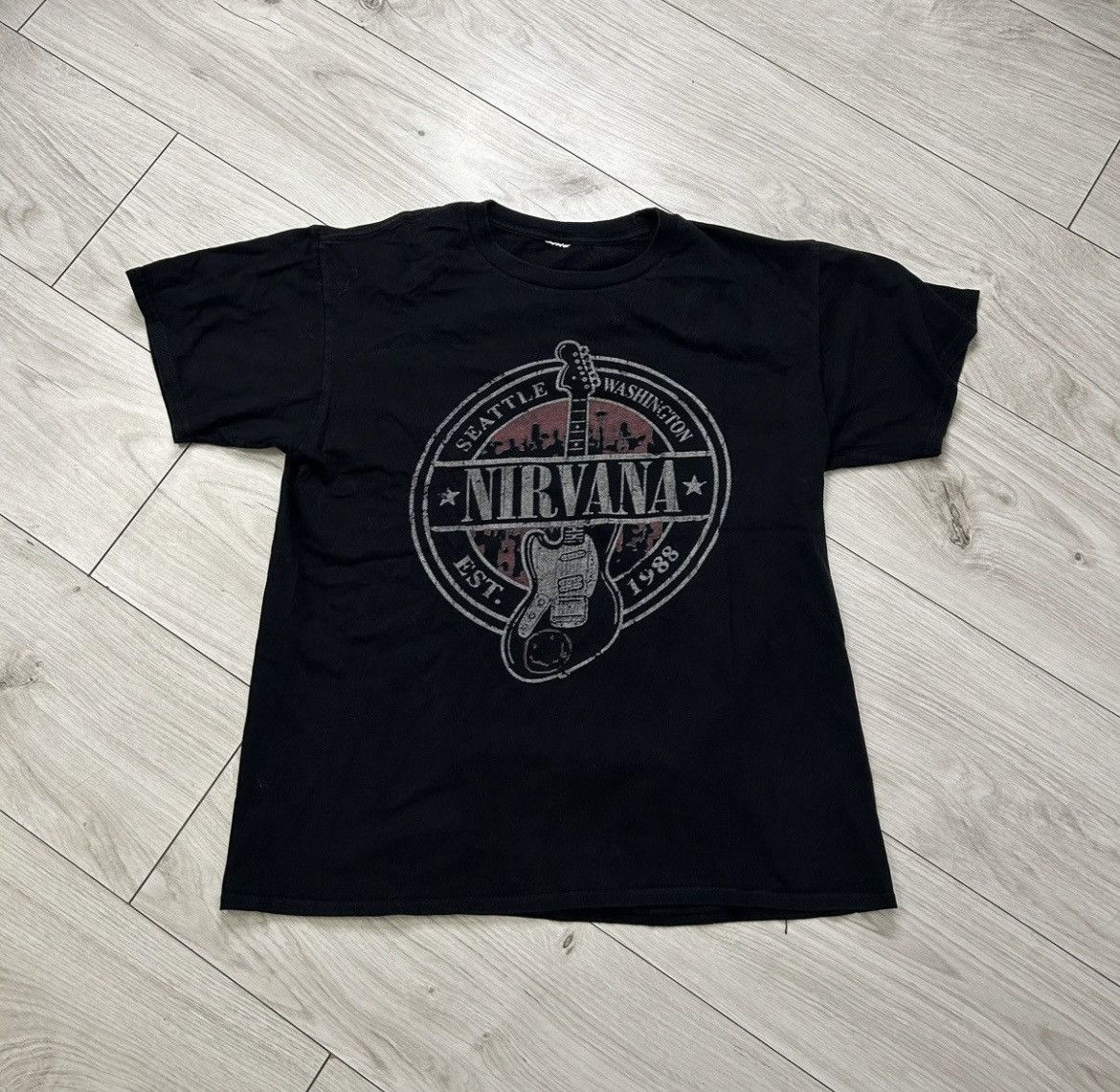 Band Tees NIRVANA Seattle Washington Gildan 2011 SWAG tee Size US M / EU 48-50 / 2 - 1 Thumbnail