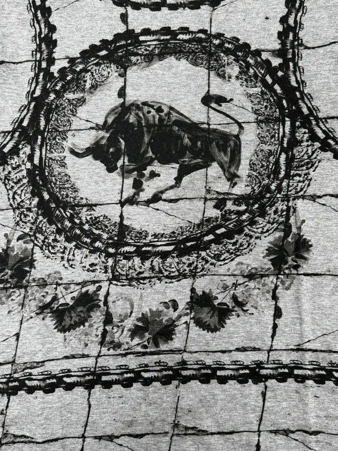 Dolce & Gabbana SS2015 Dolce & Gabbana Grey & Black Bull Corrida T-Shirt Size US S / EU 44-46 / 1 - 7 Thumbnail