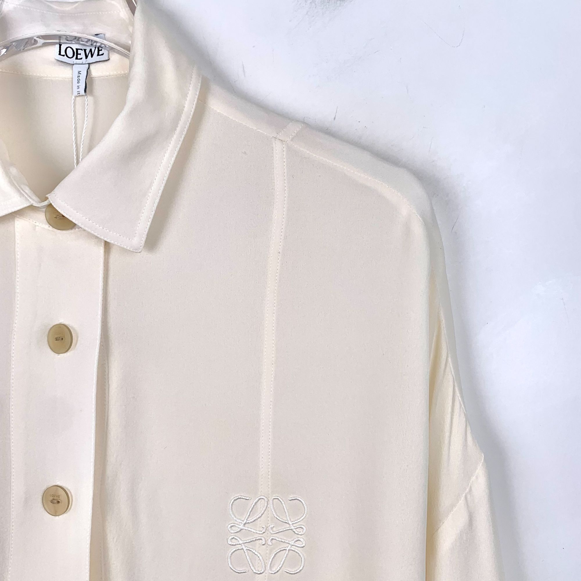 Loewe Loewe Beige Embroidered Logo Silk Short Sleeve Polo Shirt S Size S / US 4 / IT 40 - 6 Thumbnail