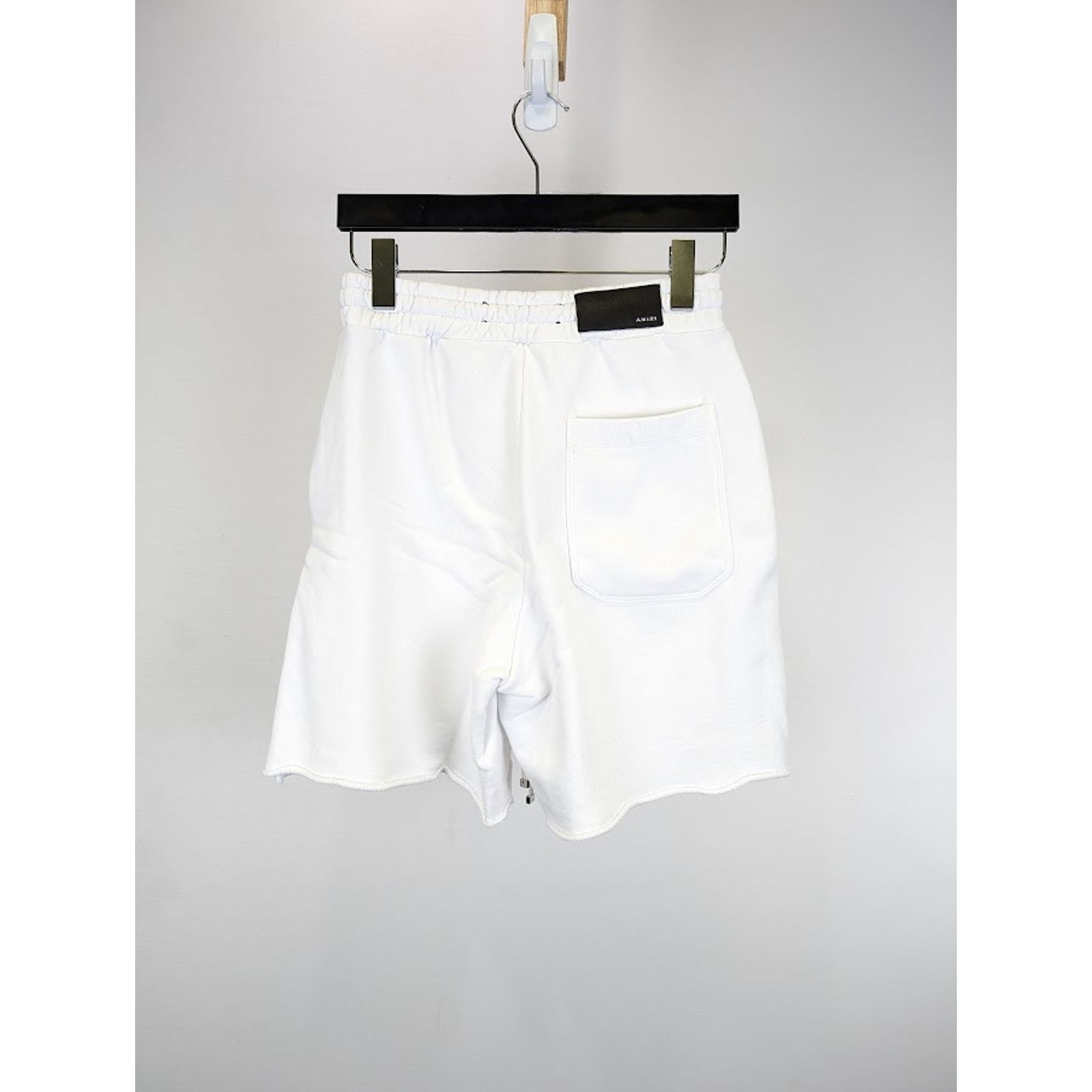 Amiri o1rshd1 MA Logo Sweatshorts in White Size US 30 / EU 46 - 11 Thumbnail