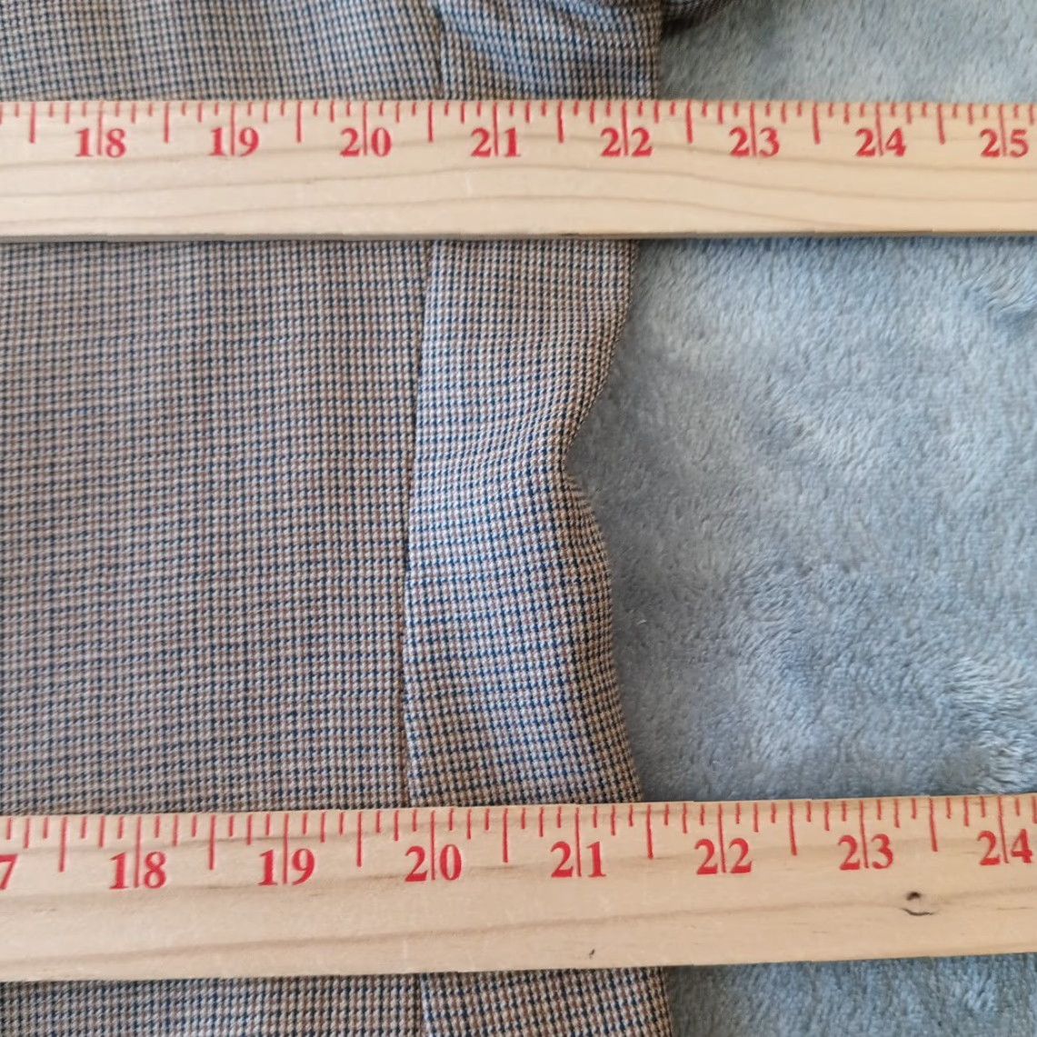 Brooks Brothers Brooks Brothers Blazer Mens 44 Beige Plaid Wool Two-Button Single Vent breathable Notch Lapel Two-Button Front JACKET Costume 2 Piece Vintage No? Size 44R - 6 Thumbnail