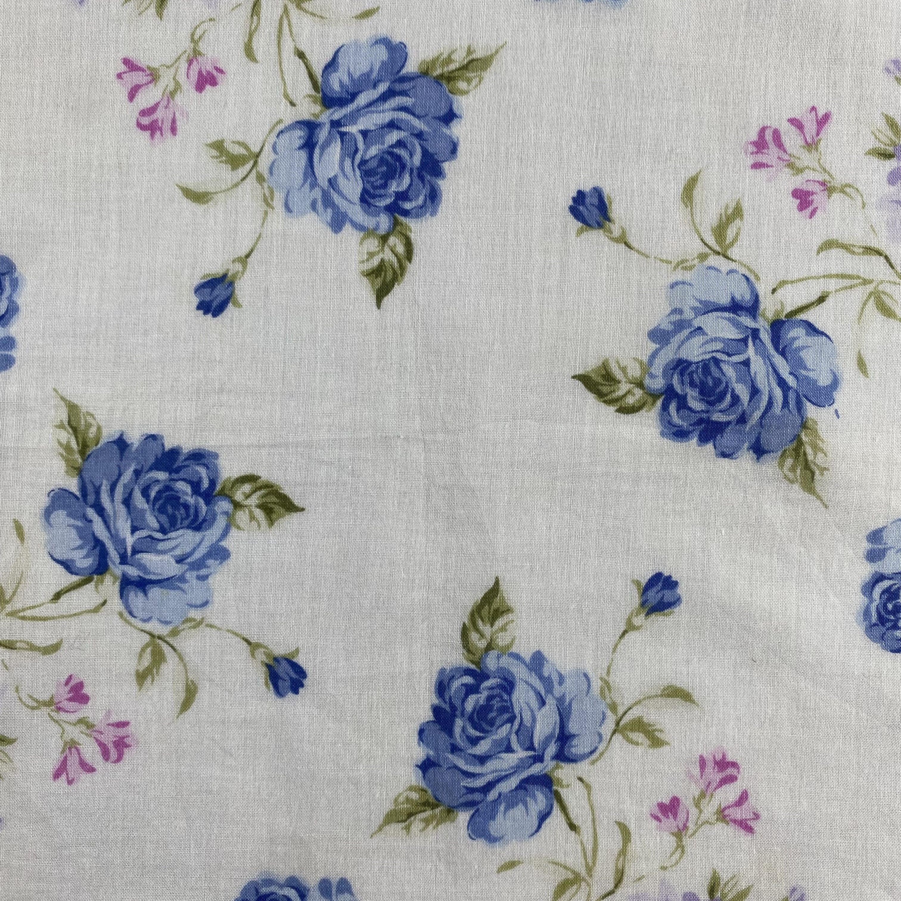 Vintage Yves Saint Laurent Handkerchief / Neckerchief-P1213 Size ONE SIZE - 4 Thumbnail