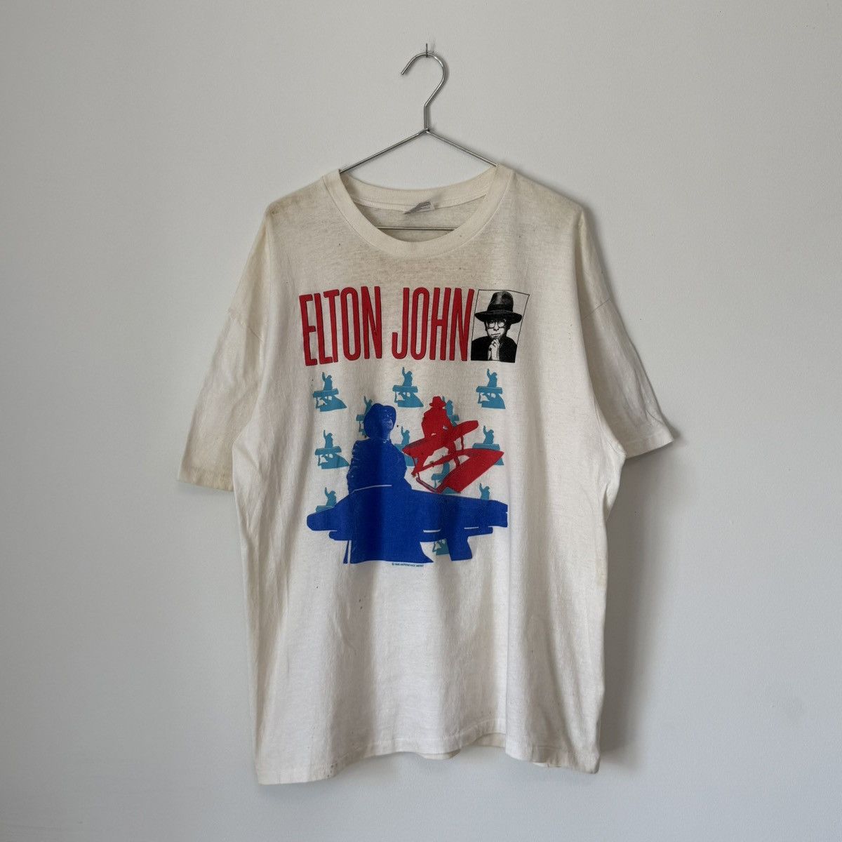 Band Tees Vintage 1988 Elton John Band Tour Tee Distressed Rare Size US XXL / EU 58 / 5 - 2 Thumbnail