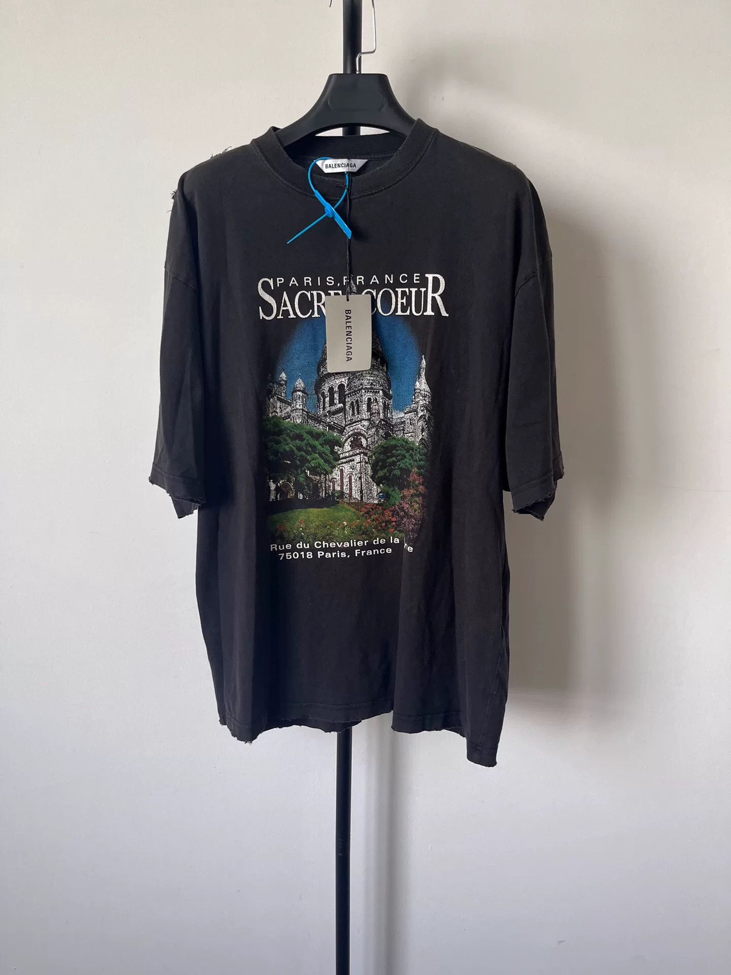 Balenciaga Balenciaga Black Graphic Short Sleeve T-Shirt Size XS / US 0-2 / IT 36-38 - 1 Thumbnail