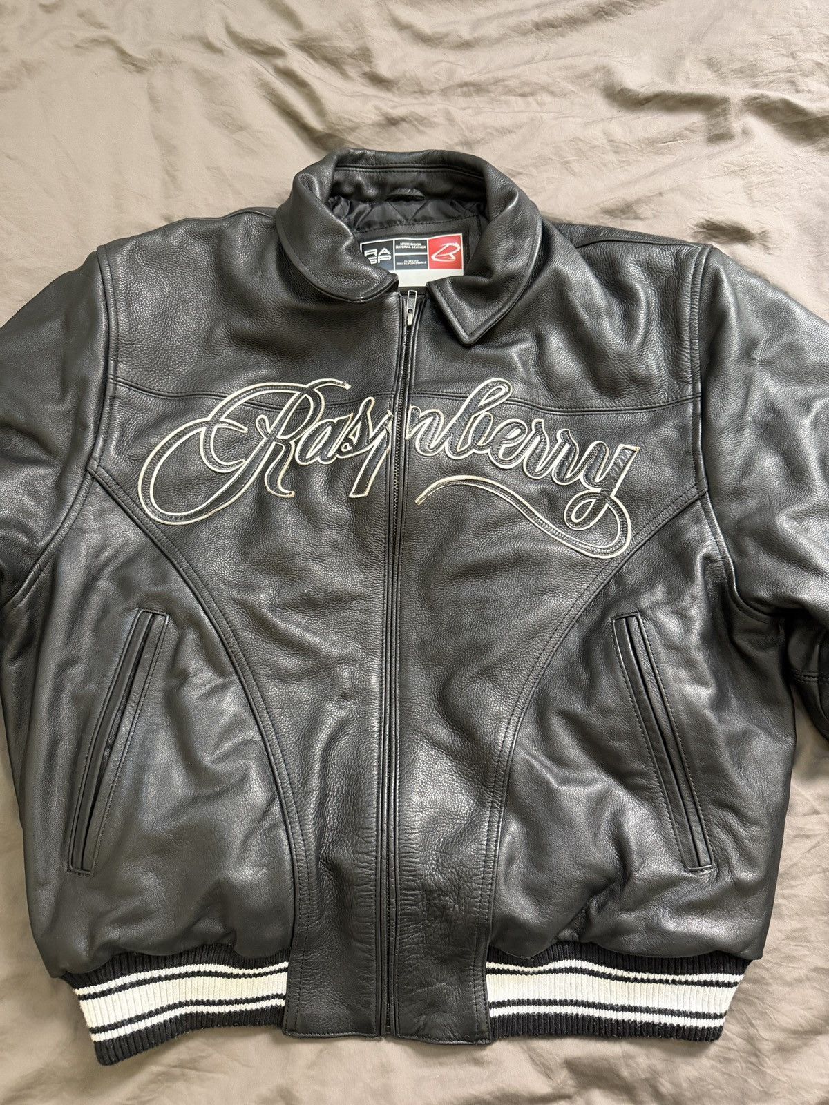 The GV Gallery Raspberry hills leather jacket Size US S / EU 44-46 / 1 - 1 Thumbnail