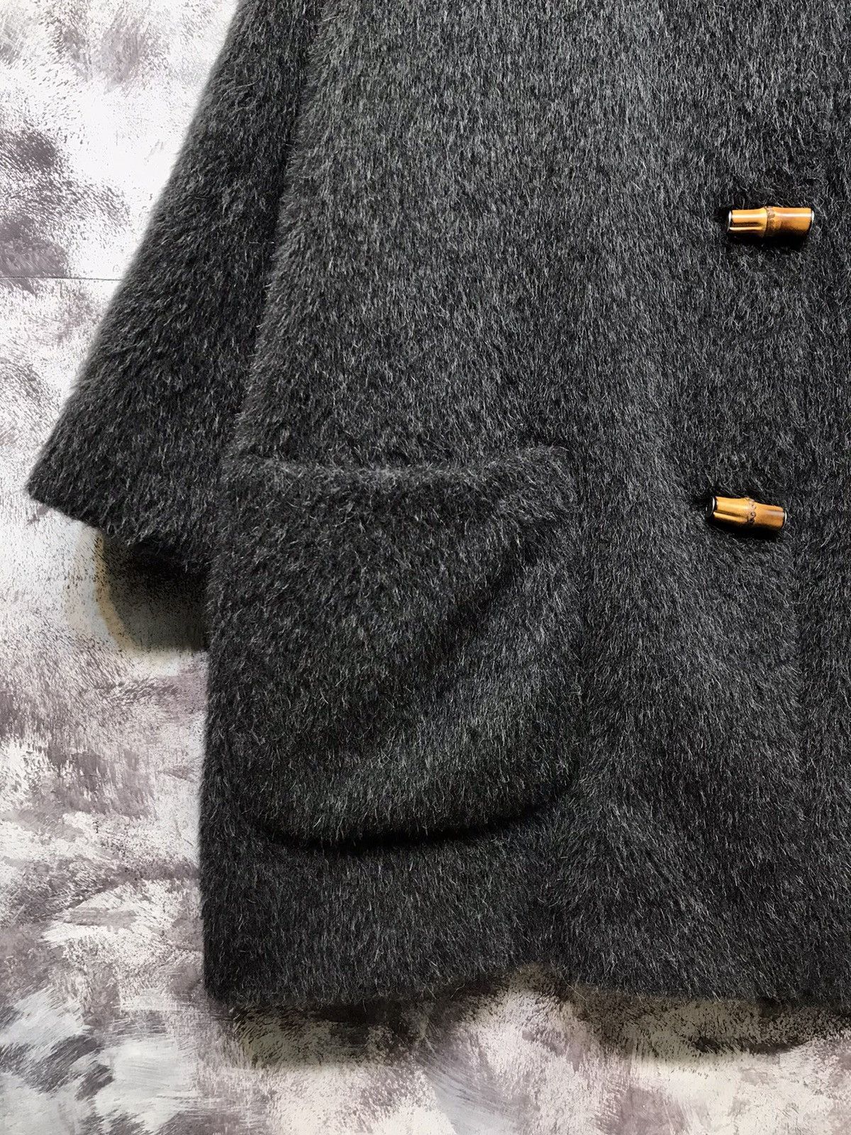 Gucci Vintage 90s gucci bamboo button lining fur jacket Size XL / US 12-14 / IT 48-50 - 10 Thumbnail