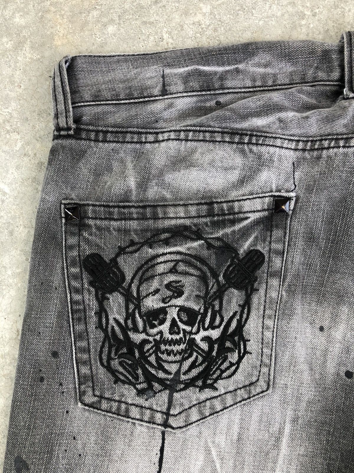 Japanese Brand Japanese Sorridere Flare Jeans Skulls Embroidered Distressed Size US 35 - 14 Thumbnail