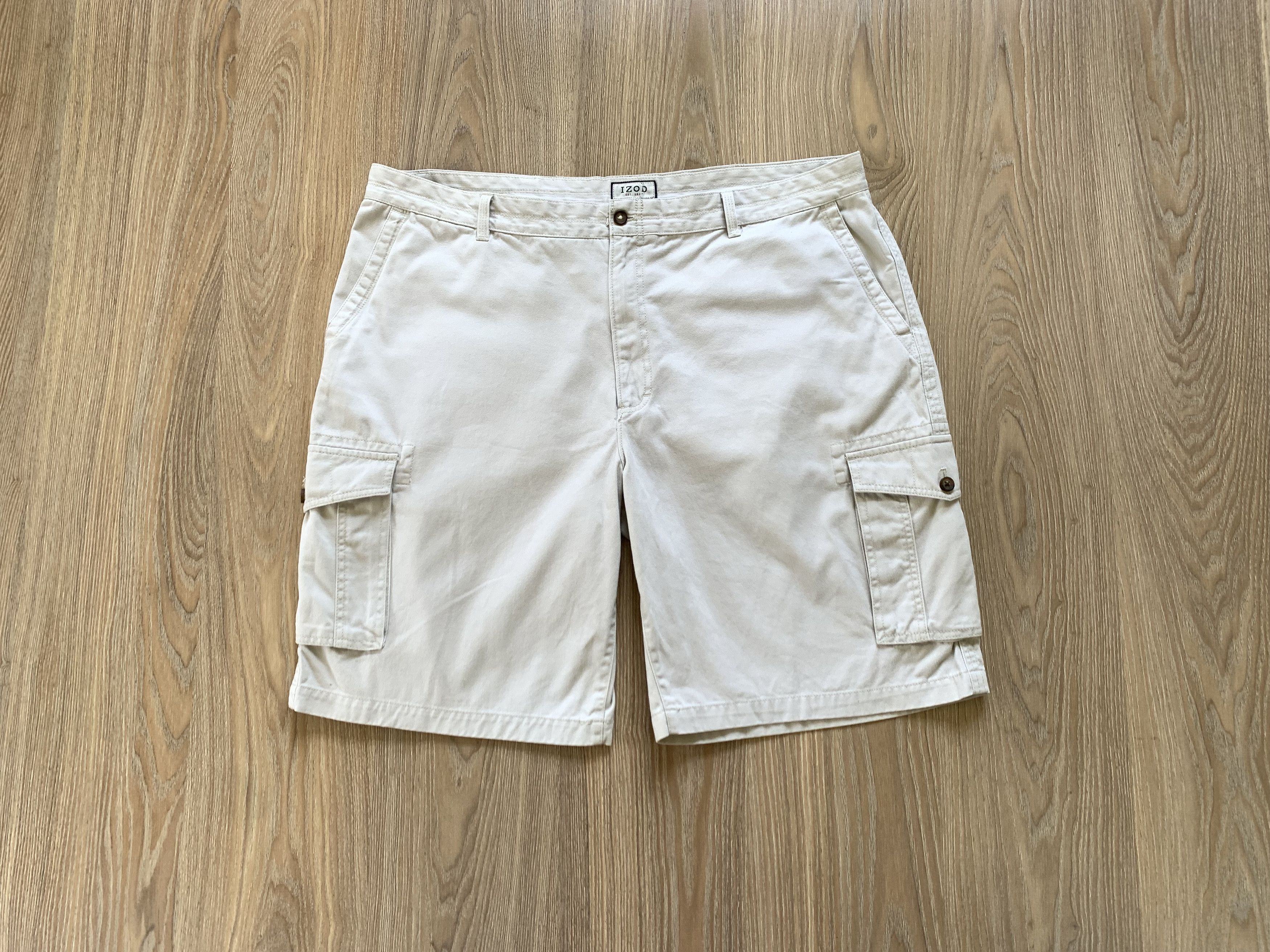 Izod Vintage Cargo Shorts
