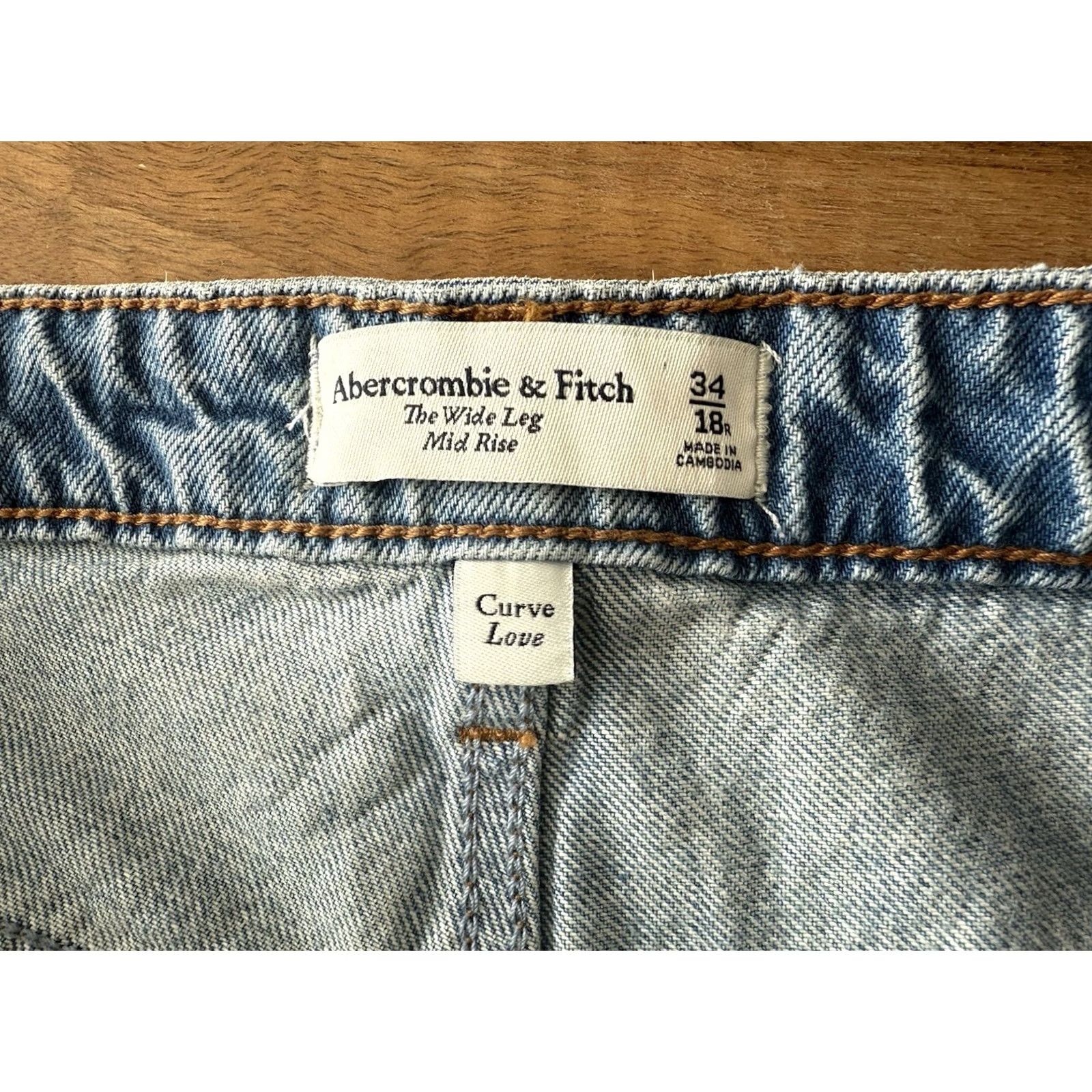 Abercrombie & Fitch Abercrombie & Fitch Jeans Wide Leg Mid Rise Womens 18R Blue Denim 5-Pocket Logo 90s City Hip Hop Vintage? Size 40" / US 18 - 6 Thumbnail