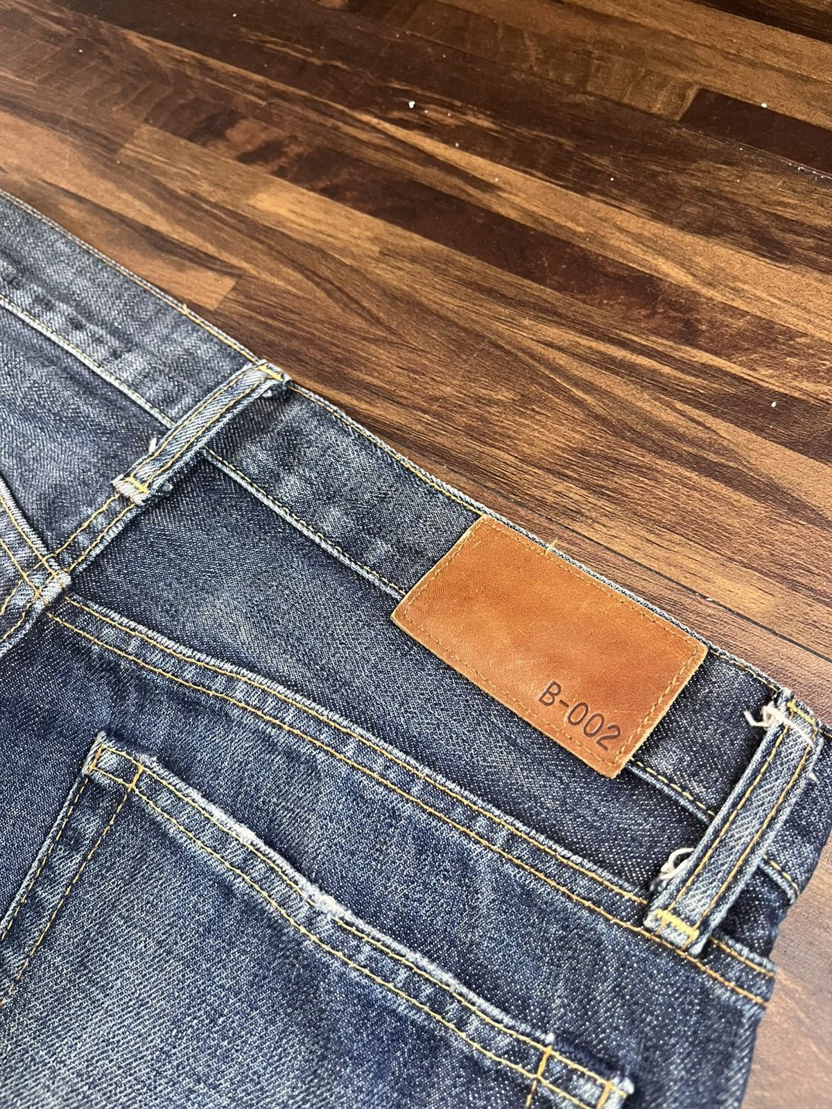 Uniqlo ORIGINAL BASIC REGULAR FIT BOOT CUT. Size US 30 / EU 46 - 8 Thumbnail