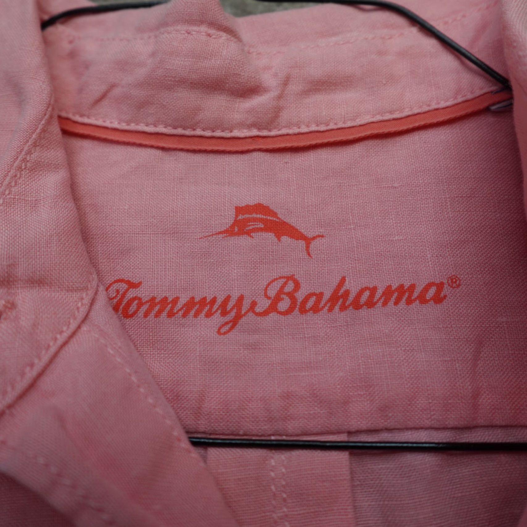 Tommy Bahama Tommy Bahama Shirt Womens Medium Pink Red Ombre 100% Linen Long Sleeve Button-Up Collared Size M / US 6-8 / IT 42-44 - 2 Thumbnail