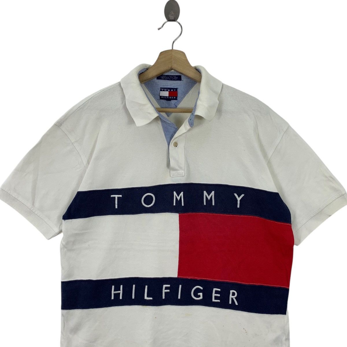 Tommy Hilfiger Vintage 90’ TOMMY HILFIGER HIP HOP Cross Flag Rap Tee Size US M / EU 48-50 / 2 - 2 Thumbnail