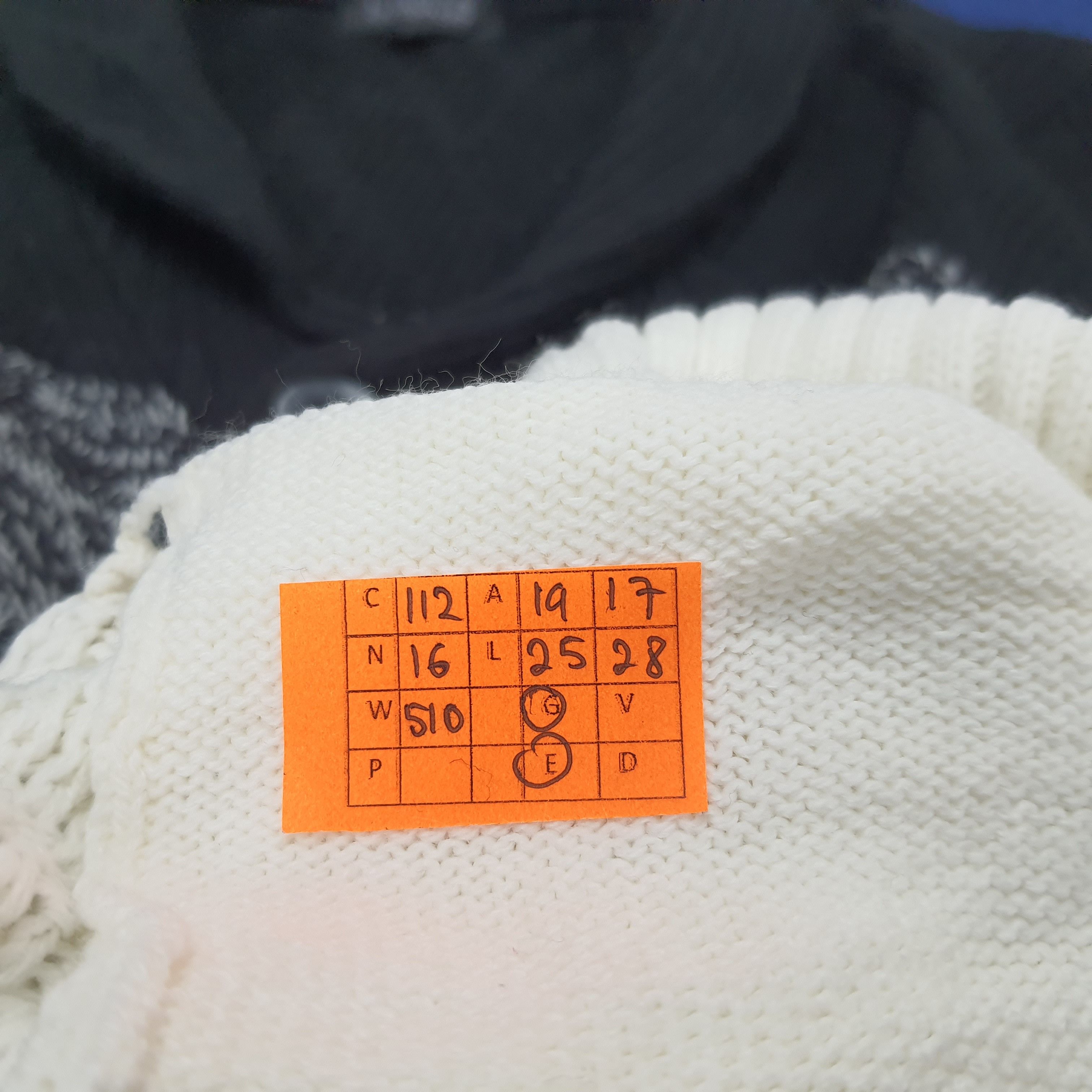 Vintage Vintage Louis Chavlon Knitted Cardigans Size US S / EU 44-46 / 1 - 8 Thumbnail