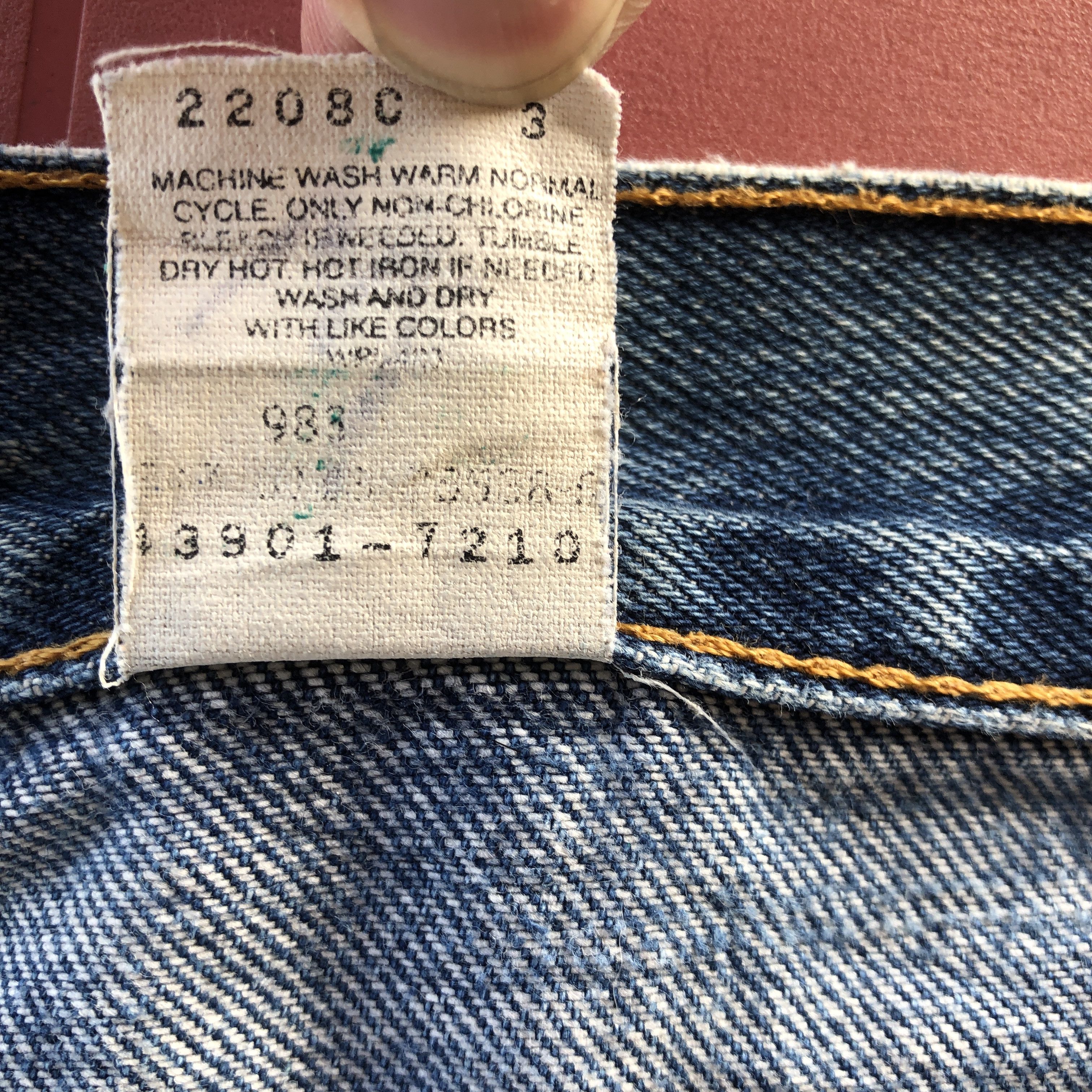 Levi's Vintage Levis Distressed Jeans Levi's Painter Faded Denim Size US 36 / EU 52 - 10 Thumbnail