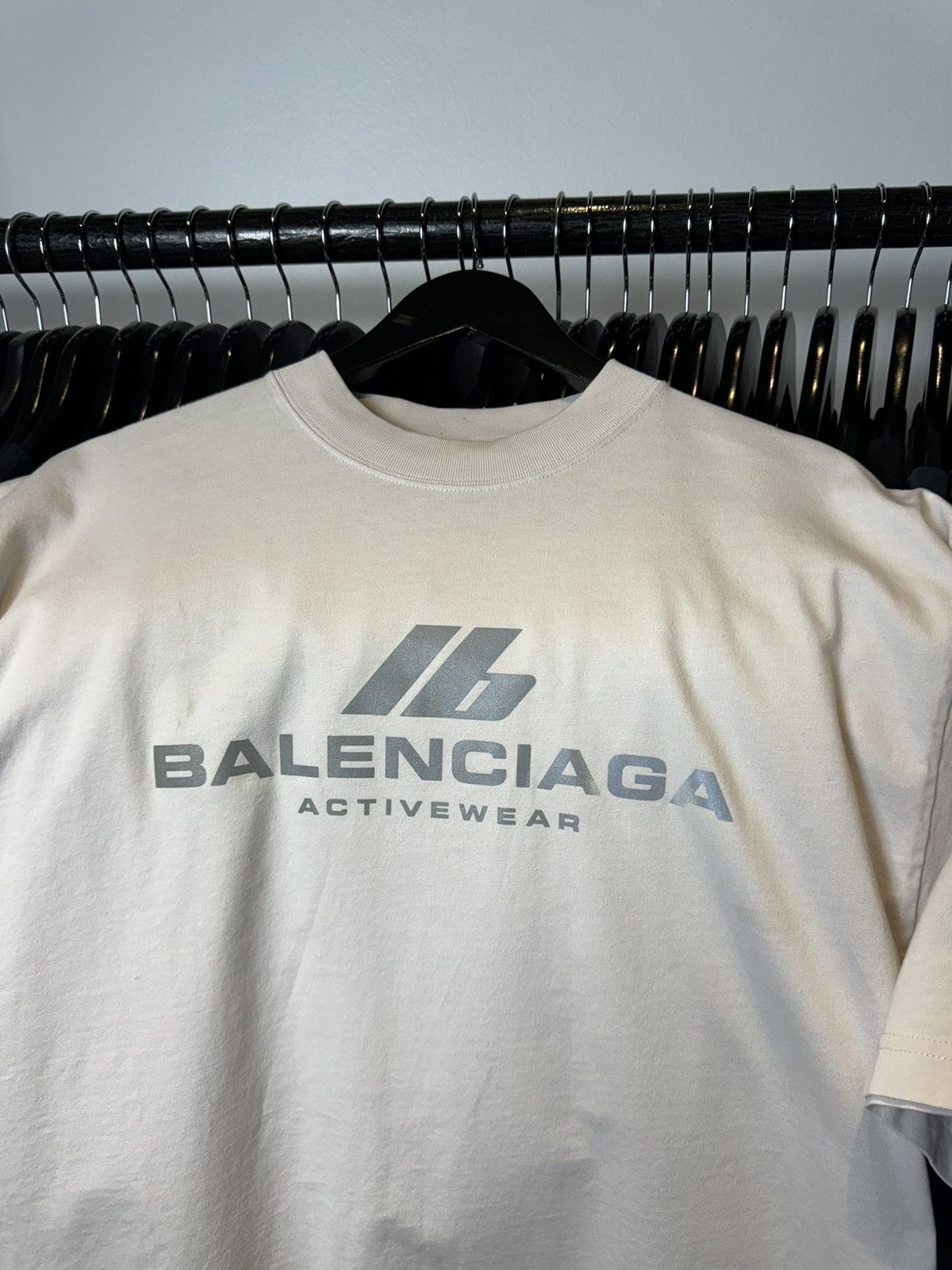 Balenciaga Balenciaga Active Reflective Logo Oversized White Tee - XS Size US L / EU 52-54 / 3 - 5 Thumbnail