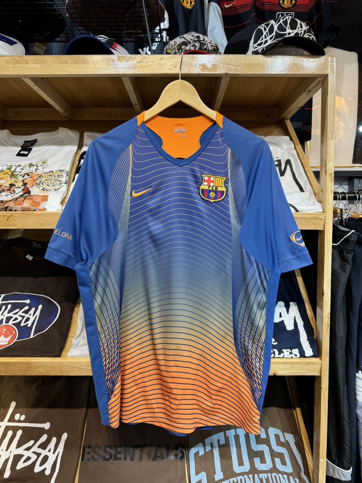 Nike Vintage FC Barcelona 2006-07 Nike Total 90 Training Jersey Size US L / EU 52-54 / 3 - 1 Thumbnail