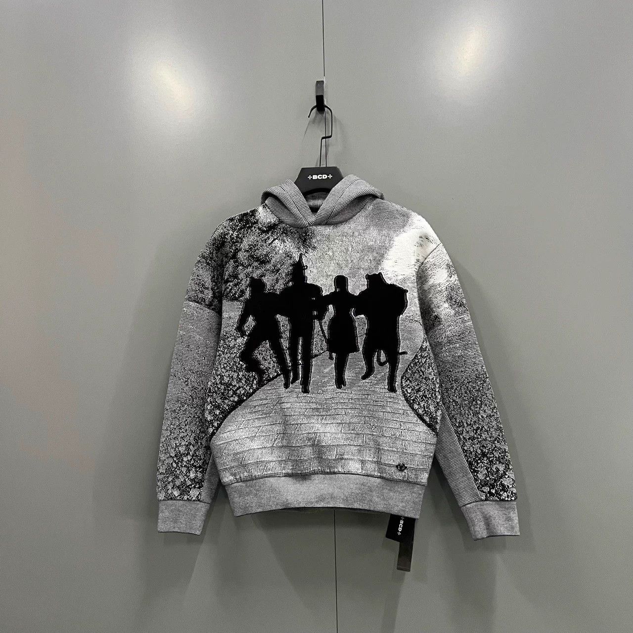 Louis Vuitton LV The Wizard of Oz portrait hoodie XS 95 New Size US XS / EU 42 / 0 - 1 Thumbnail