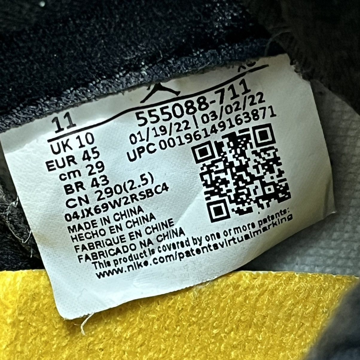 Nike Air Jordan 1 Retro High OG Taxi Size US 11 / EU 44 - 12 Thumbnail