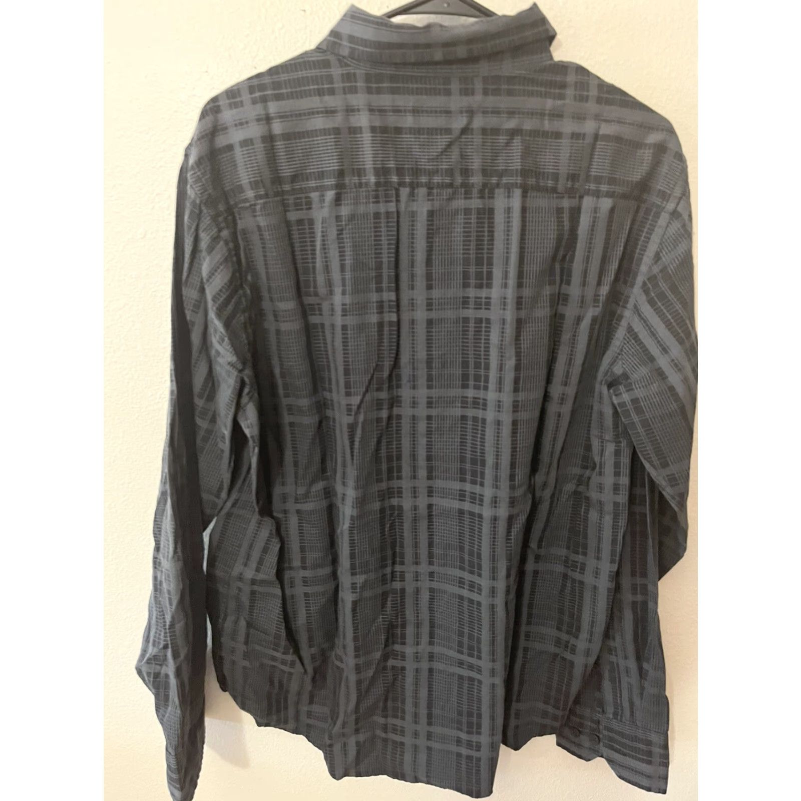 Vintage VINTAGE Helix Men's Black Dress Shirt Long Sleeve Size XL Striped W/ Gray Button Up Size 46R - 2 Thumbnail