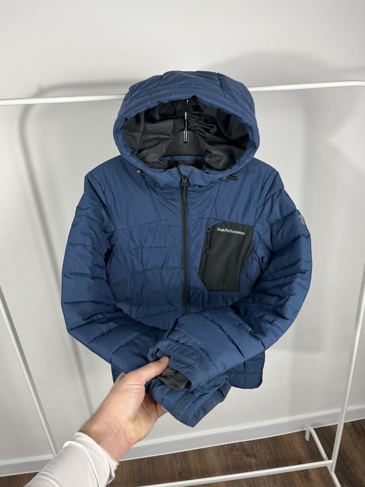 Peak Performance Peak Performance Women Puffer Jacket Synthetic Insulation M Size M / US 6-8 / IT 42-44 - 6 Thumbnail