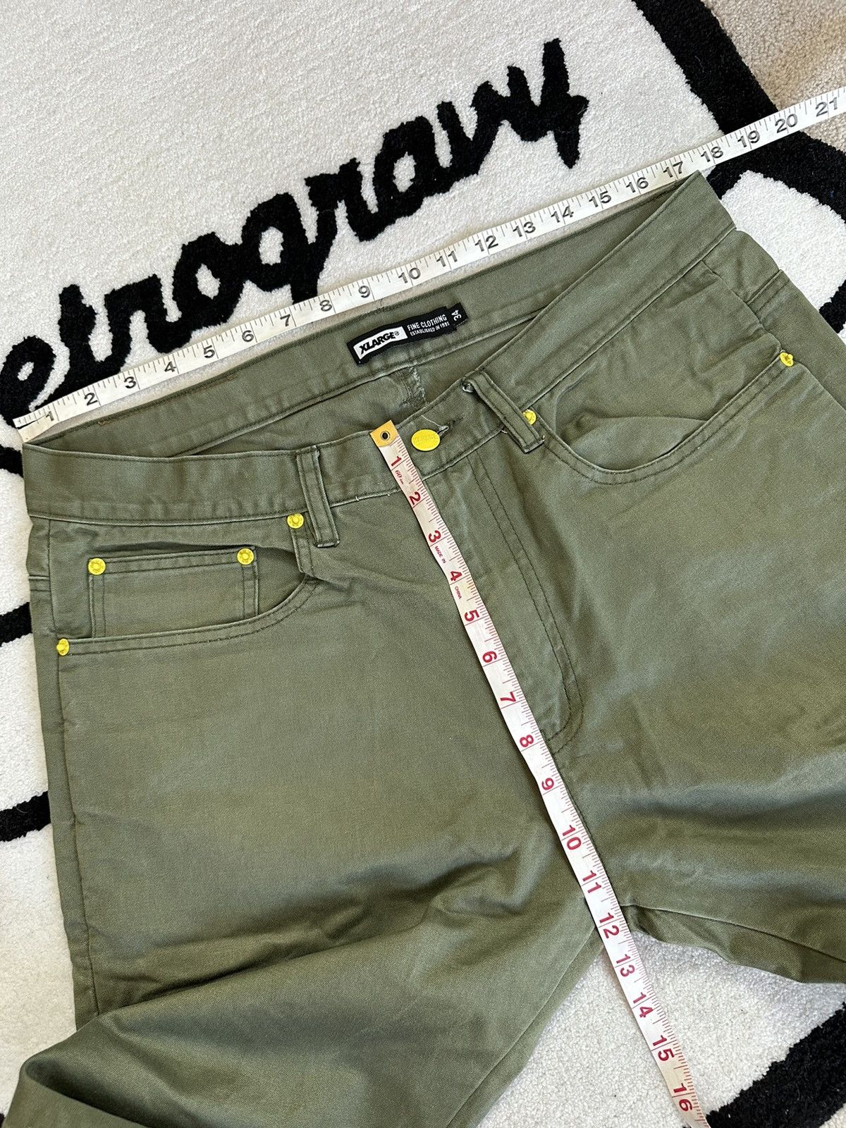 Japanese Brand × X-LARGE X-Large Clothing Brand Pocket Logo Olive Green Very Rare Size US 34 / EU 50 - 7 Thumbnail