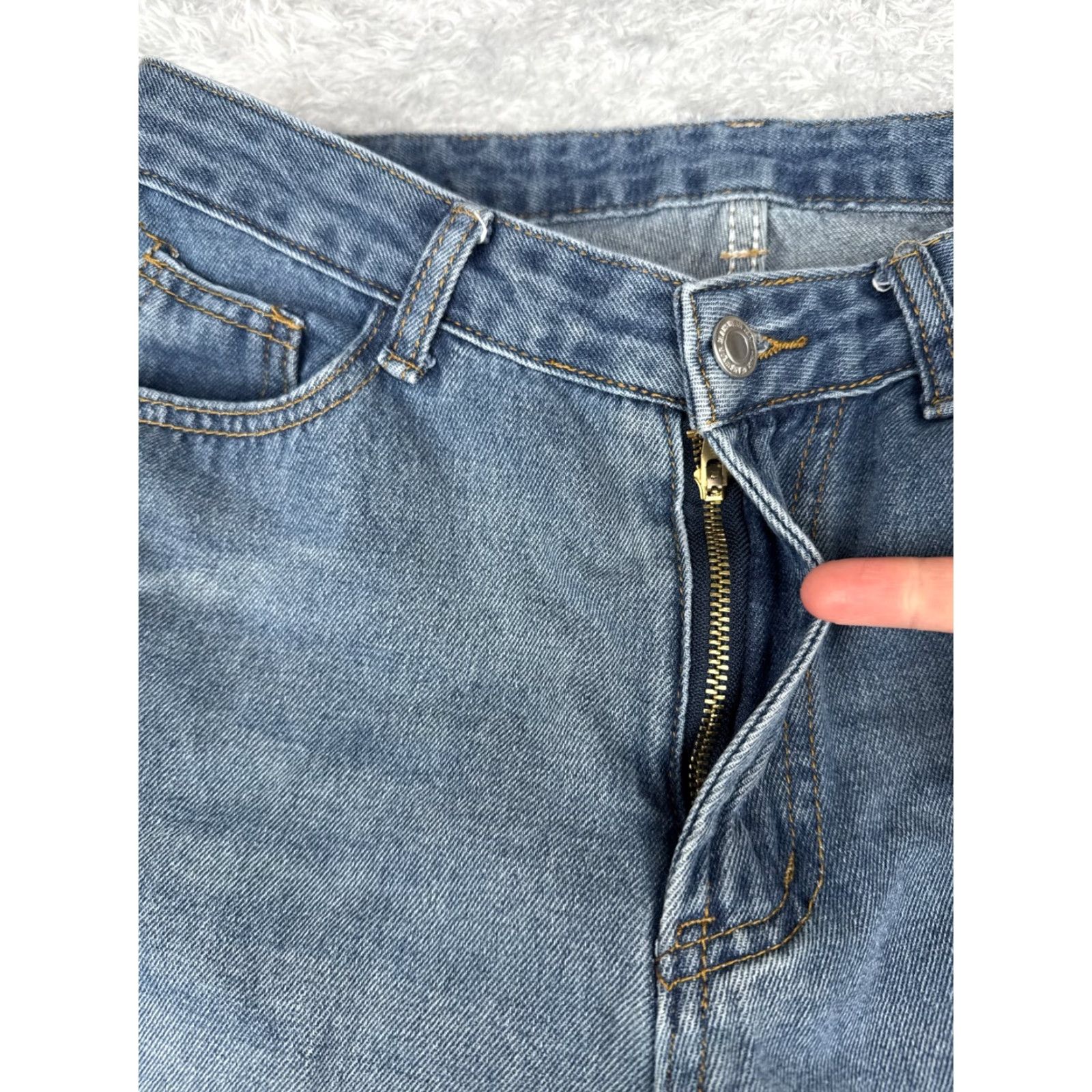 Shein SheIn Jeans Women 28 Blue Denim Wide-Leg Mid Rise Distressed 30x30 Vintage: No Womens Jeans Regular Size 28 Blue Distressed Wide-Leg 30in Inseam Size 28" / US 6 / IT 42 - 5 Thumbnail