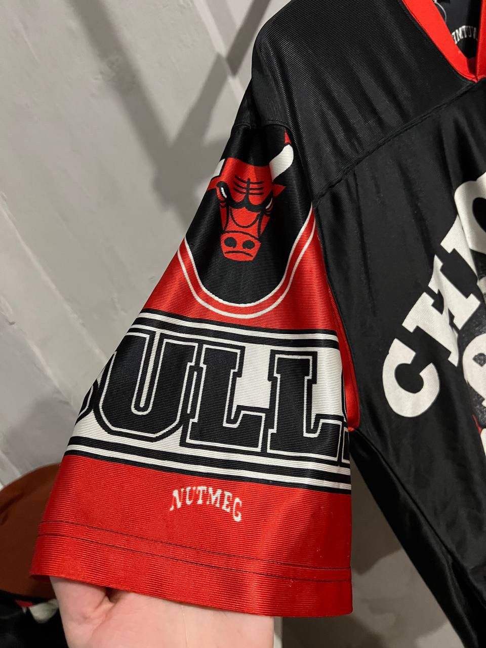 Nutmeg RARE! 90’S NBA CHICAGO BULLS OVER PRINT BASKETBALL JERSEY L Size US L / EU 52-54 / 3 - 13 Thumbnail