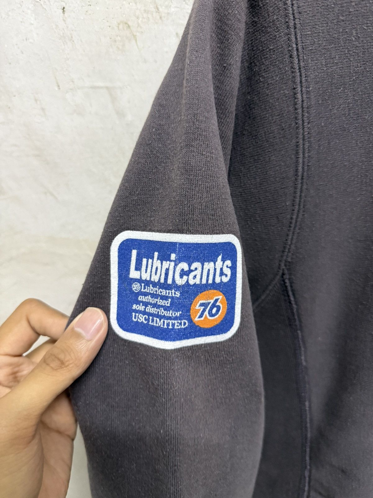 Vintage Vintage 90s Motorsport 76 Lubricants Sweatshirt Size US S / EU 44-46 / 1 - 4 Thumbnail