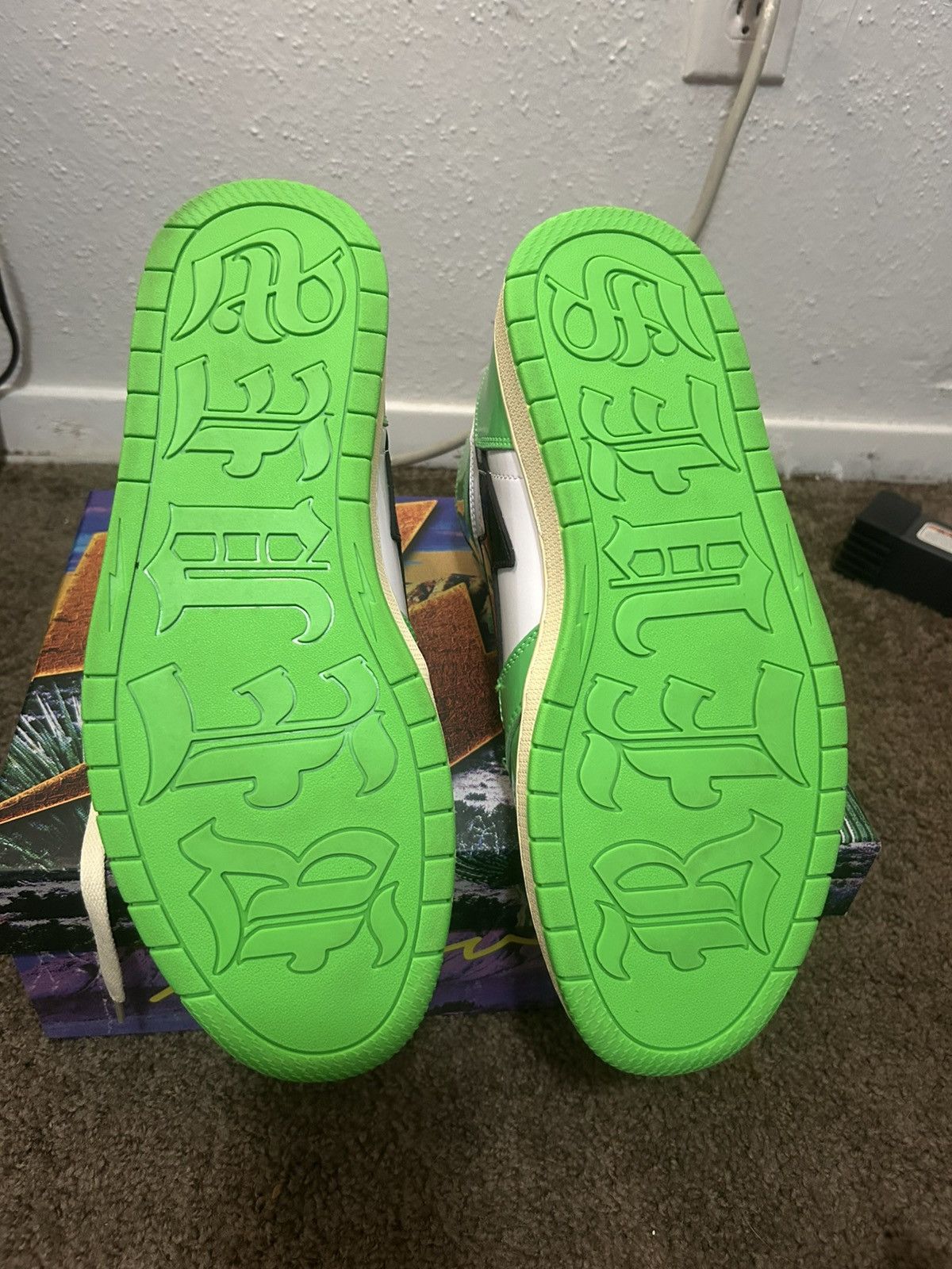 Reves Paris Reves Sport / KIY ‘85 HI Patent Neon Green / Black Size US 12 / EU 45 - 5 Thumbnail