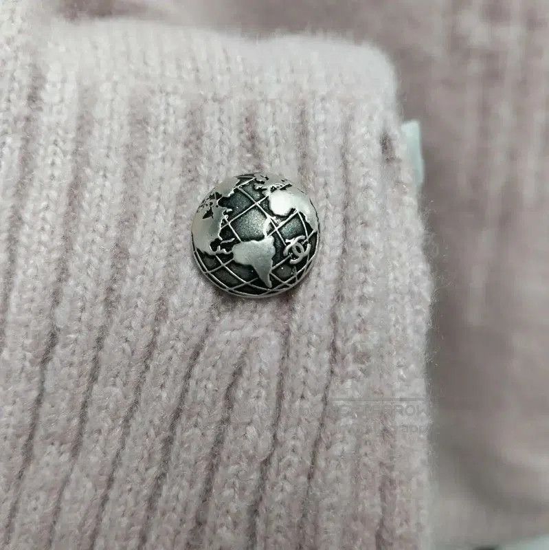Chanel Chanel Pink Long Sleeve Sweater for Women . Size M / US 6-8 / IT 42-44 - 6 Thumbnail