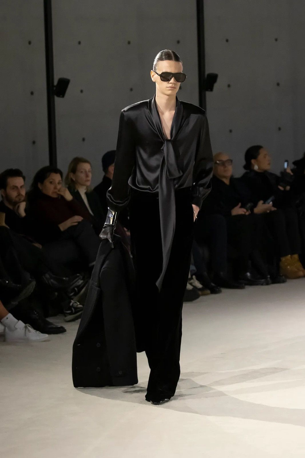 Saint Laurent Paris FW23 Saint Laurent Silk Satin Lavalliere-Neck Shirt Size US S / EU 44-46 / 1 - 1 Thumbnail