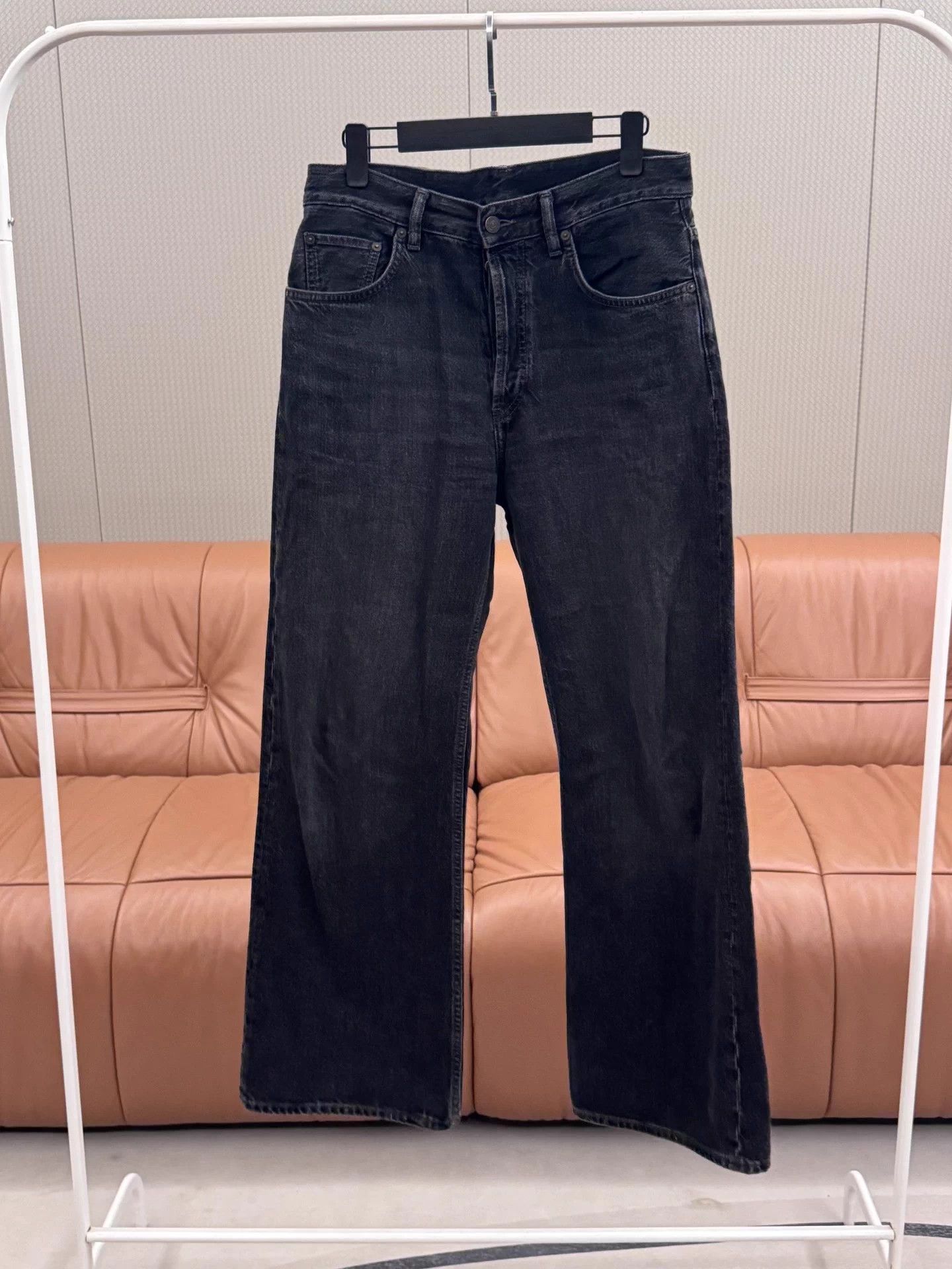 Acne Studios Acne Studios 2021m Vintage Black 29/32 Pants Size US 29 - 1 Thumbnail