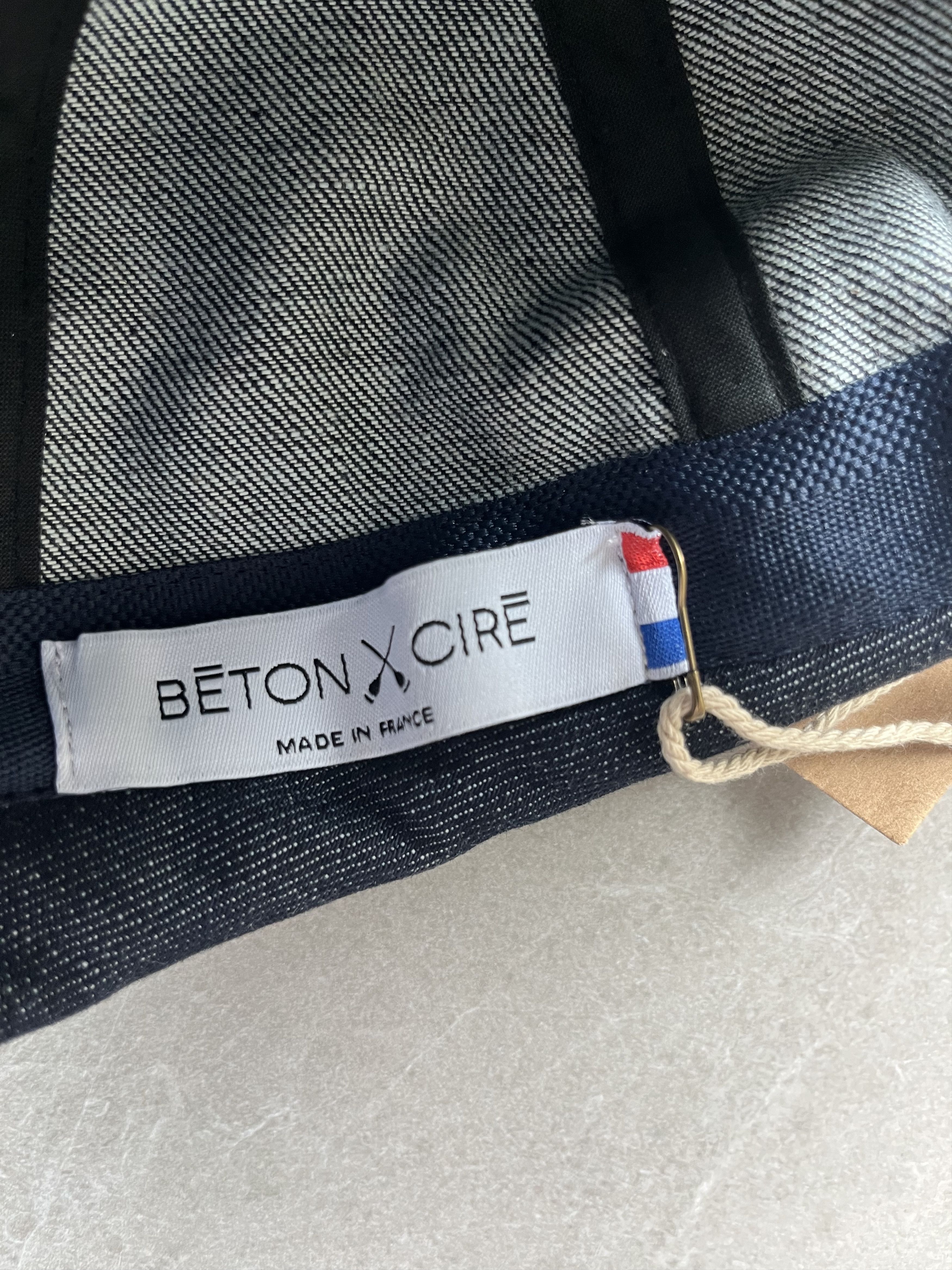 BETON CIRE Beton Cire Miki Pompon Denim Brut Hat with Removable PomPon Size ONE SIZE - 6 Thumbnail