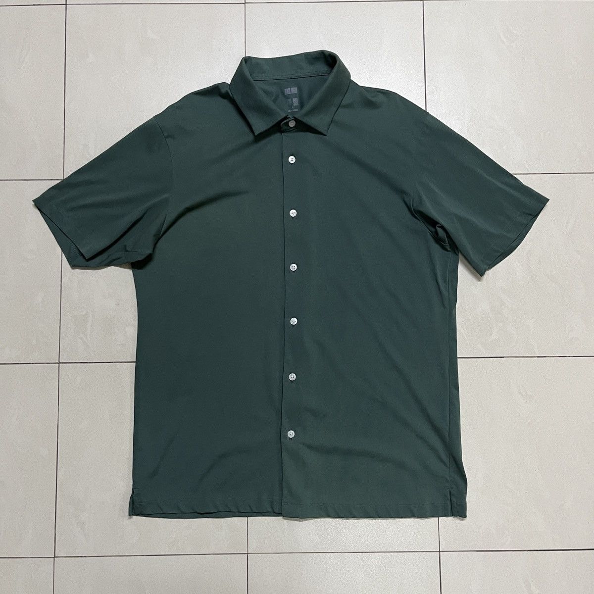 Japanese Brand × Uniqlo Uniqlo Airism Button Up Shirt Size US M / EU 48-50 / 2 - 2 Thumbnail