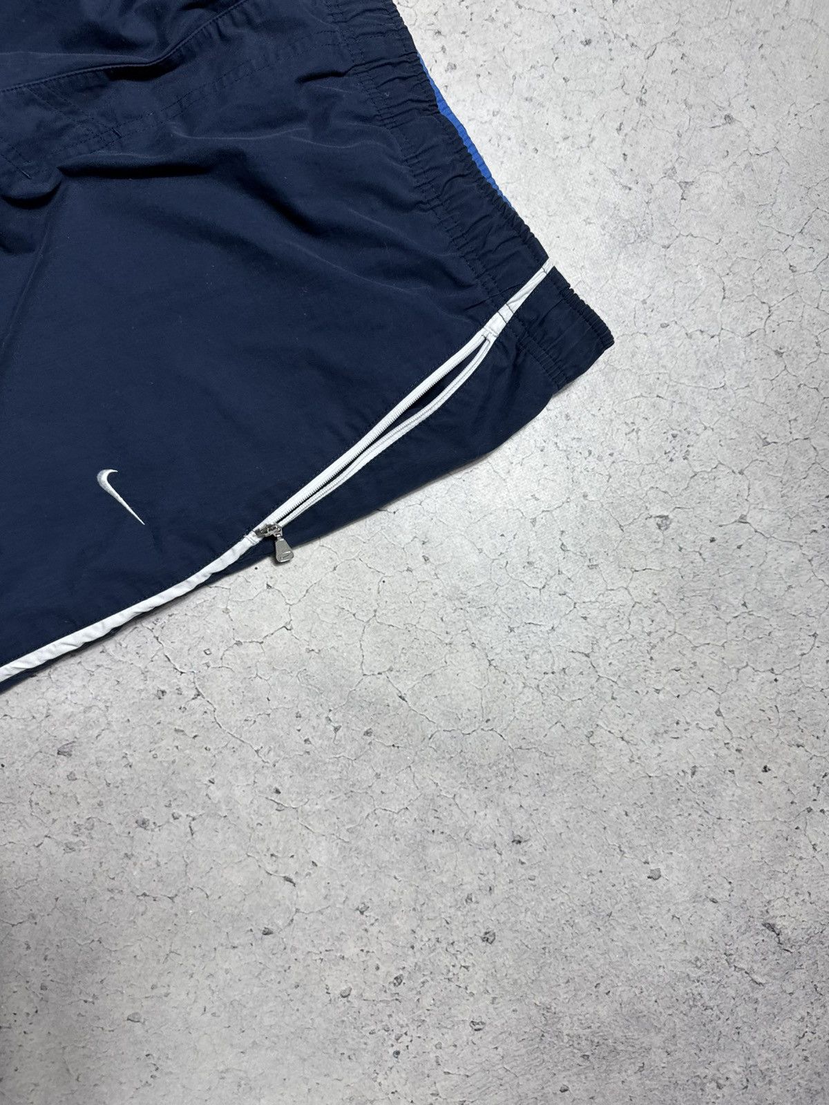 Nike Nike Vintage Nylon Baggy Track Pants Swoosh Drill TN Size US 34 / EU 50 - 3 Thumbnail