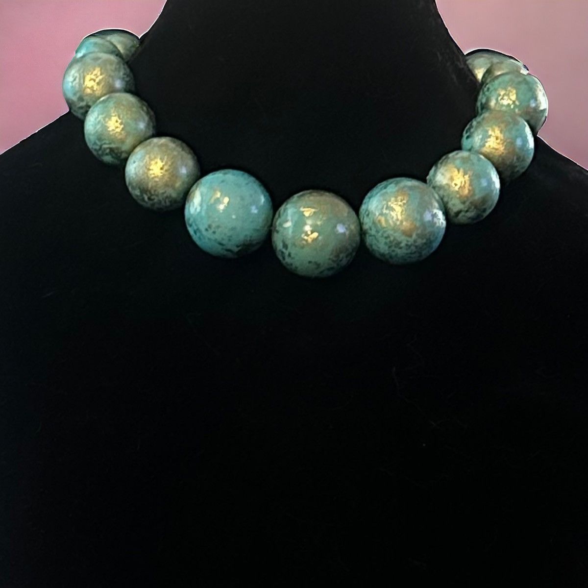 Other Chunky swirly turquoise and gold wood bead necklace Size ONE SIZE - 1 Thumbnail